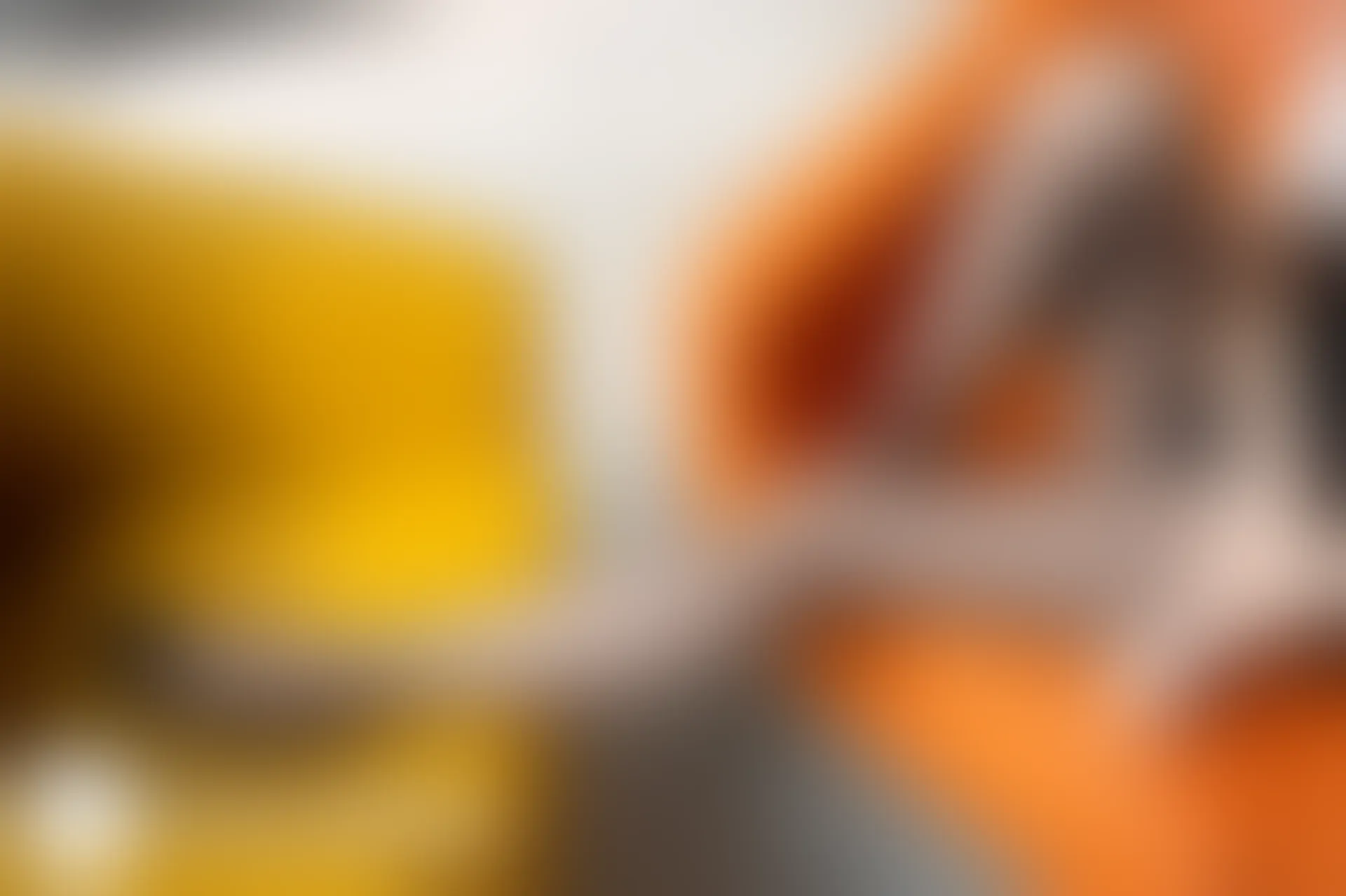 C34.006 橘色沙发上的黑丝 [41P-90MB]