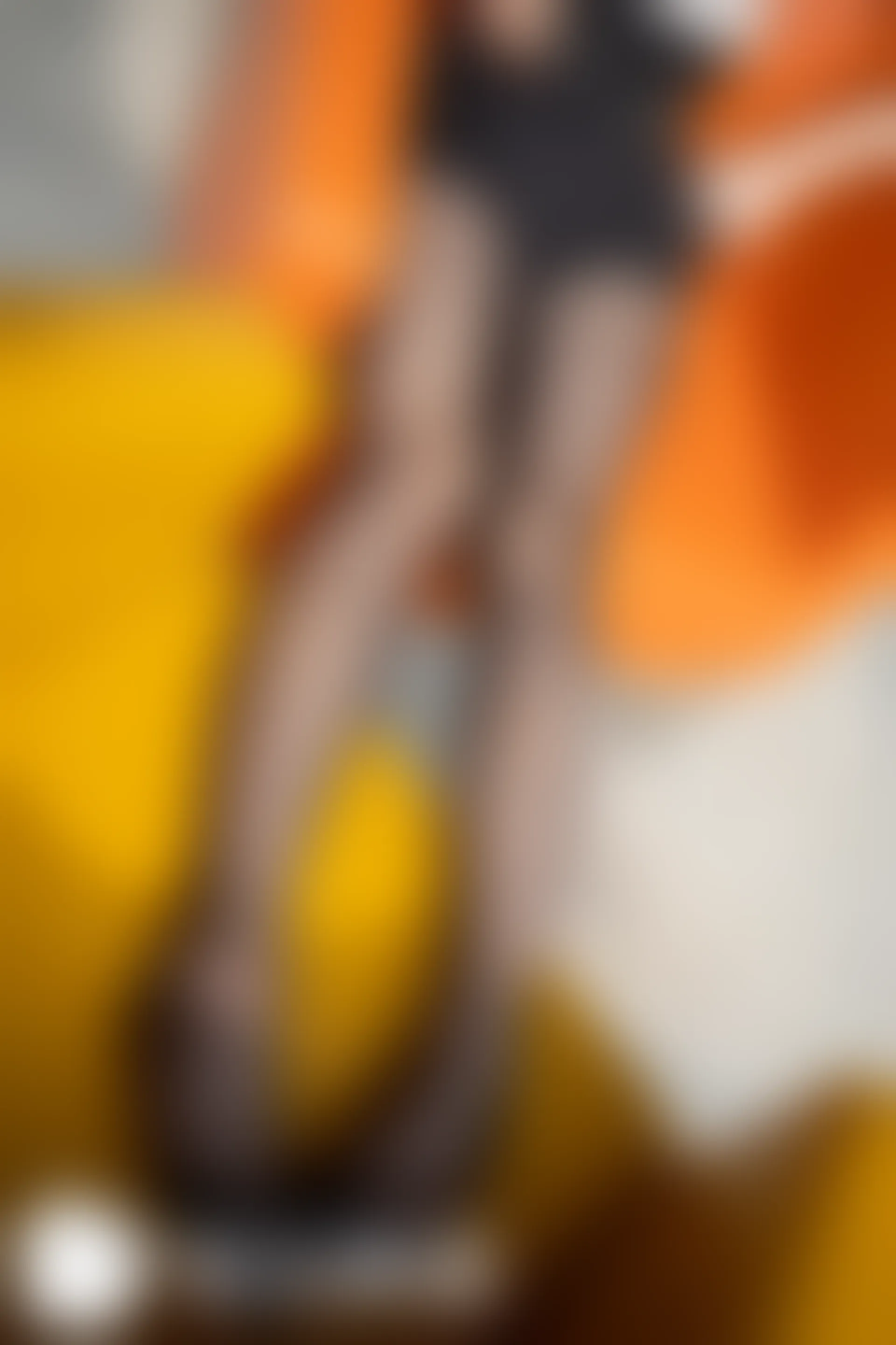 C34.006 橘色沙发上的黑丝 [41P-90MB]