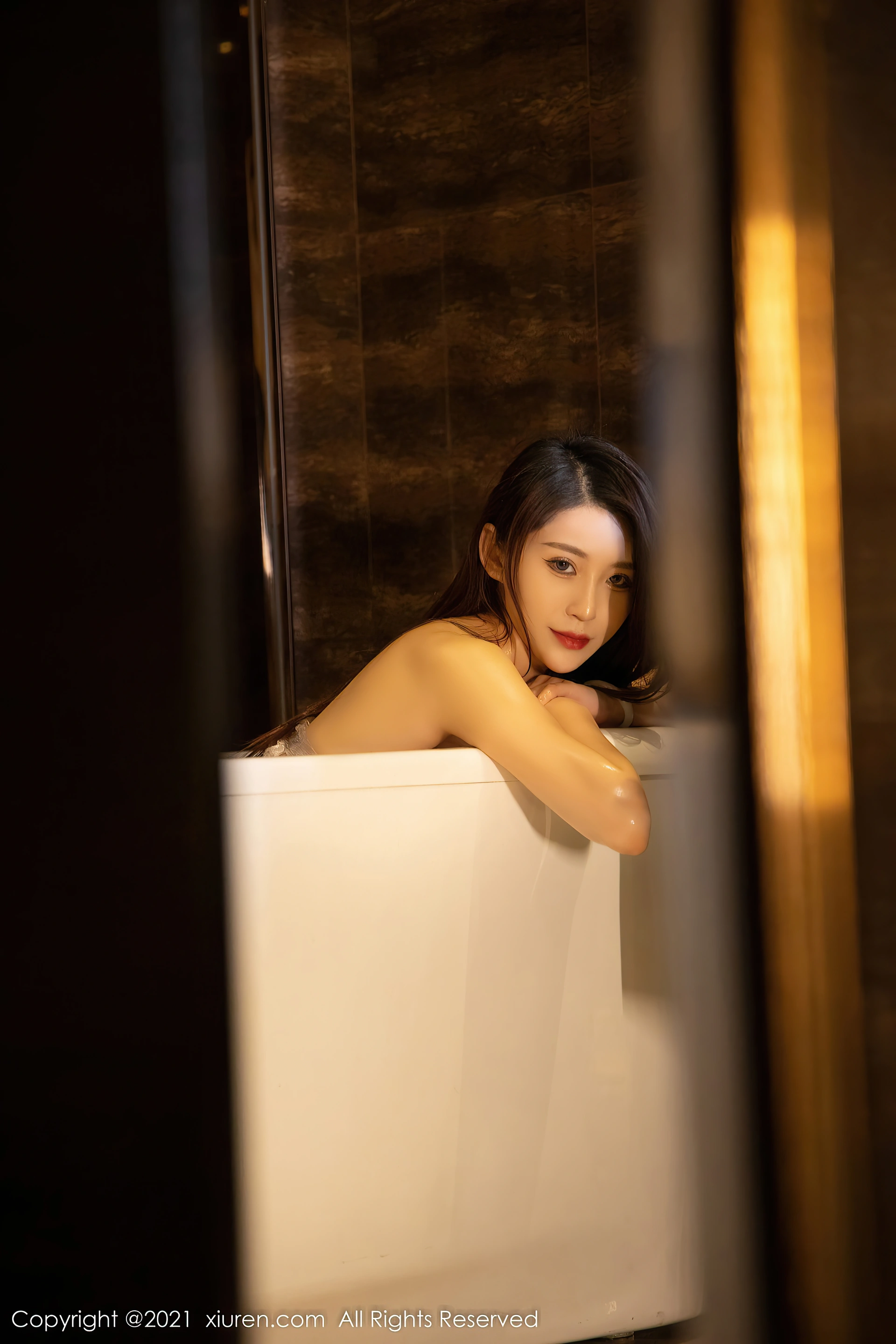 XiuRen秀人网 2021.12.24 No.4380 汐汐baby 性感美腿[52+1P 492MB]