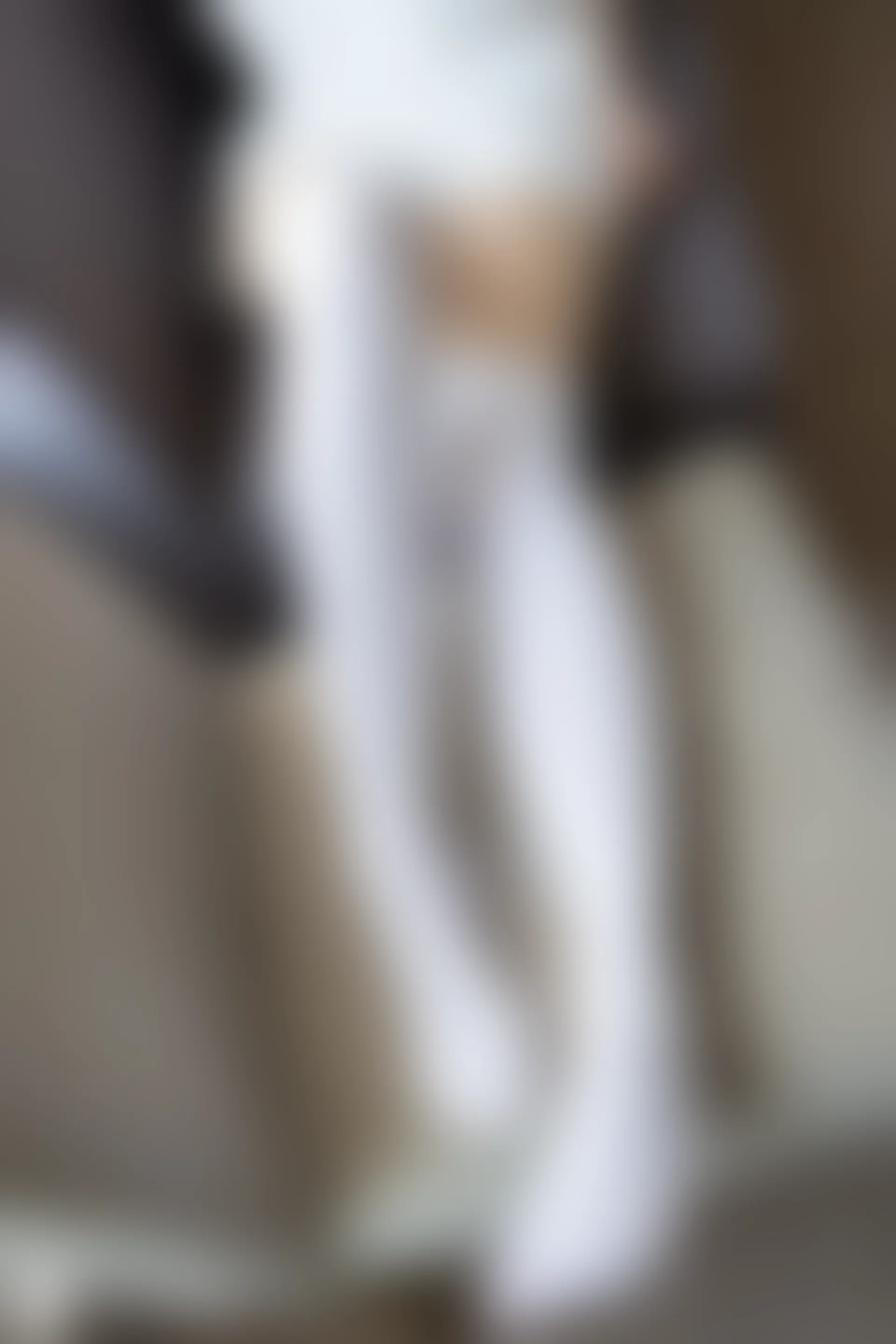 C38.001 白丝T恤裙 [40P-85MB]