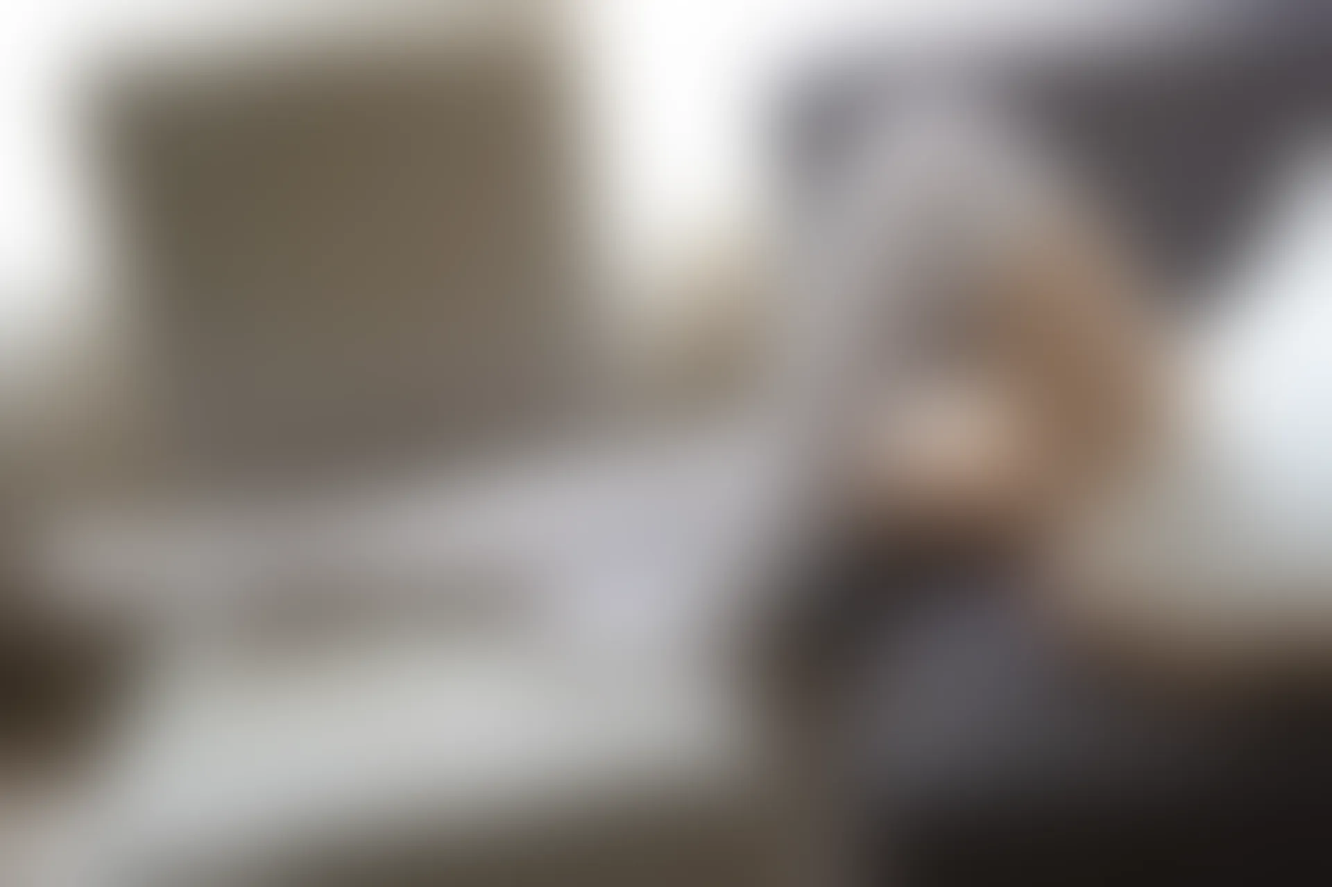 C38.001 白丝T恤裙 [40P-85MB]