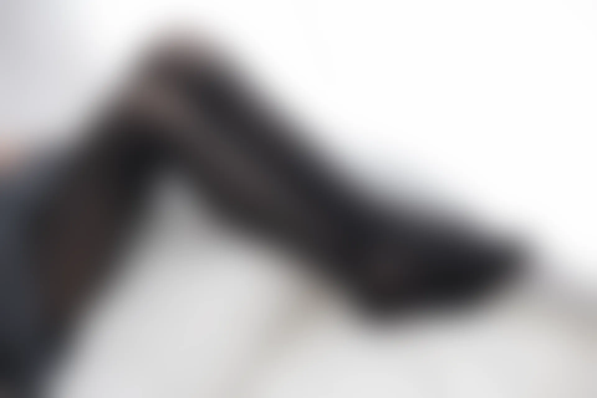 森萝财团 R15-017 [78P-329M]森萝财团, 美腿, 黑丝