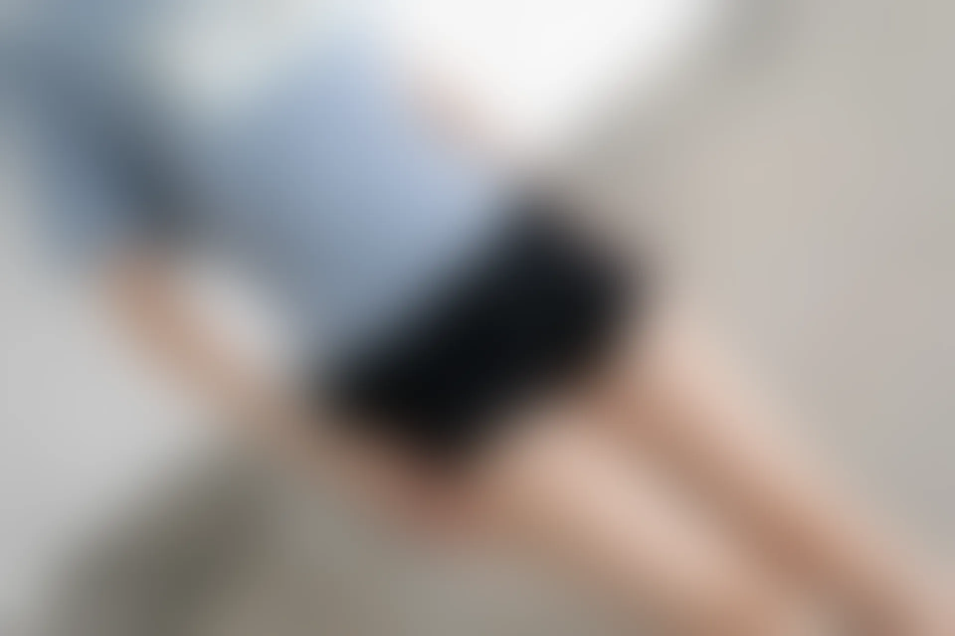 C29.003 凳子上的果腿 [40P-72MB]