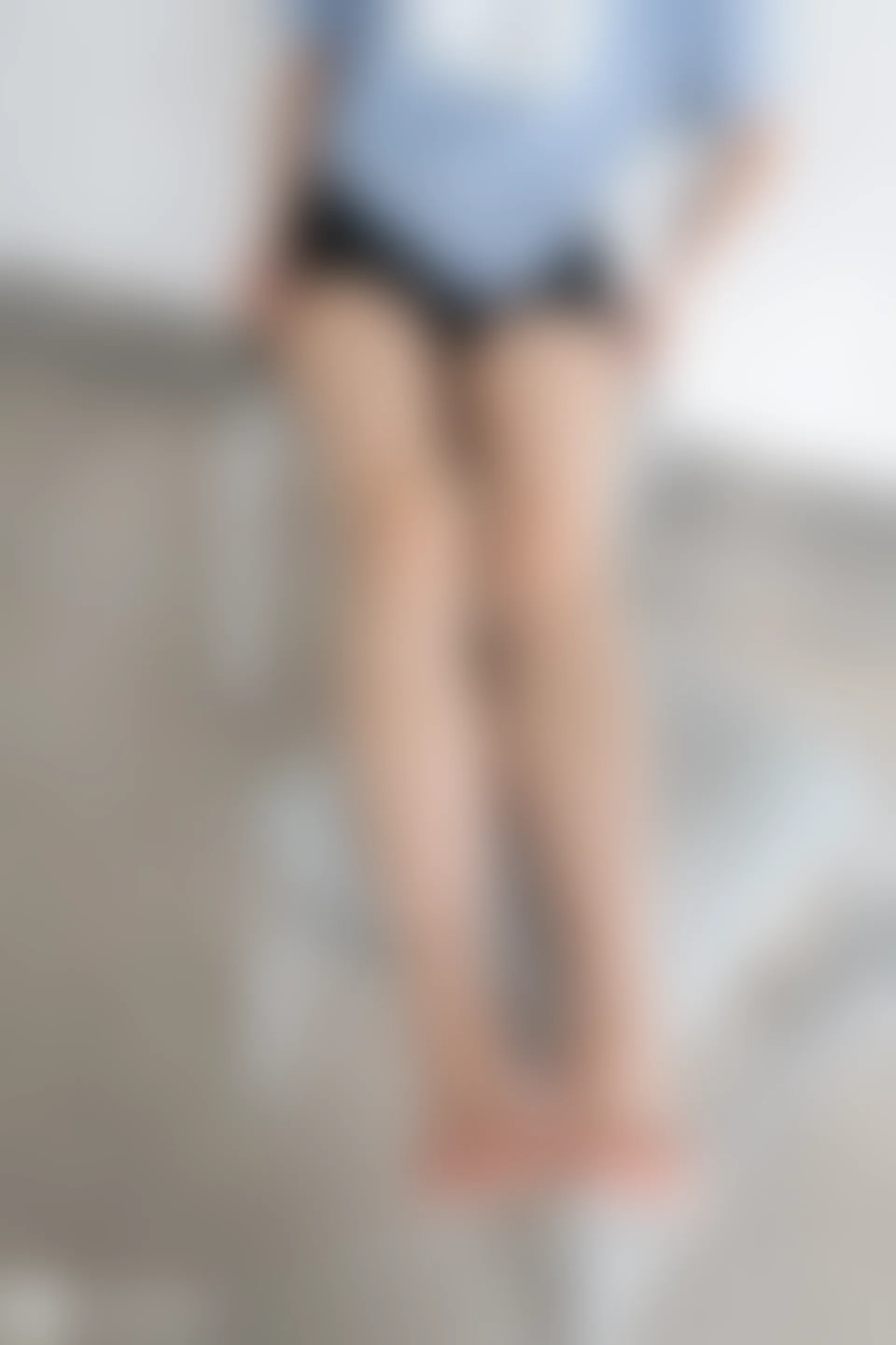 C29.003 凳子上的果腿 [40P-72MB]