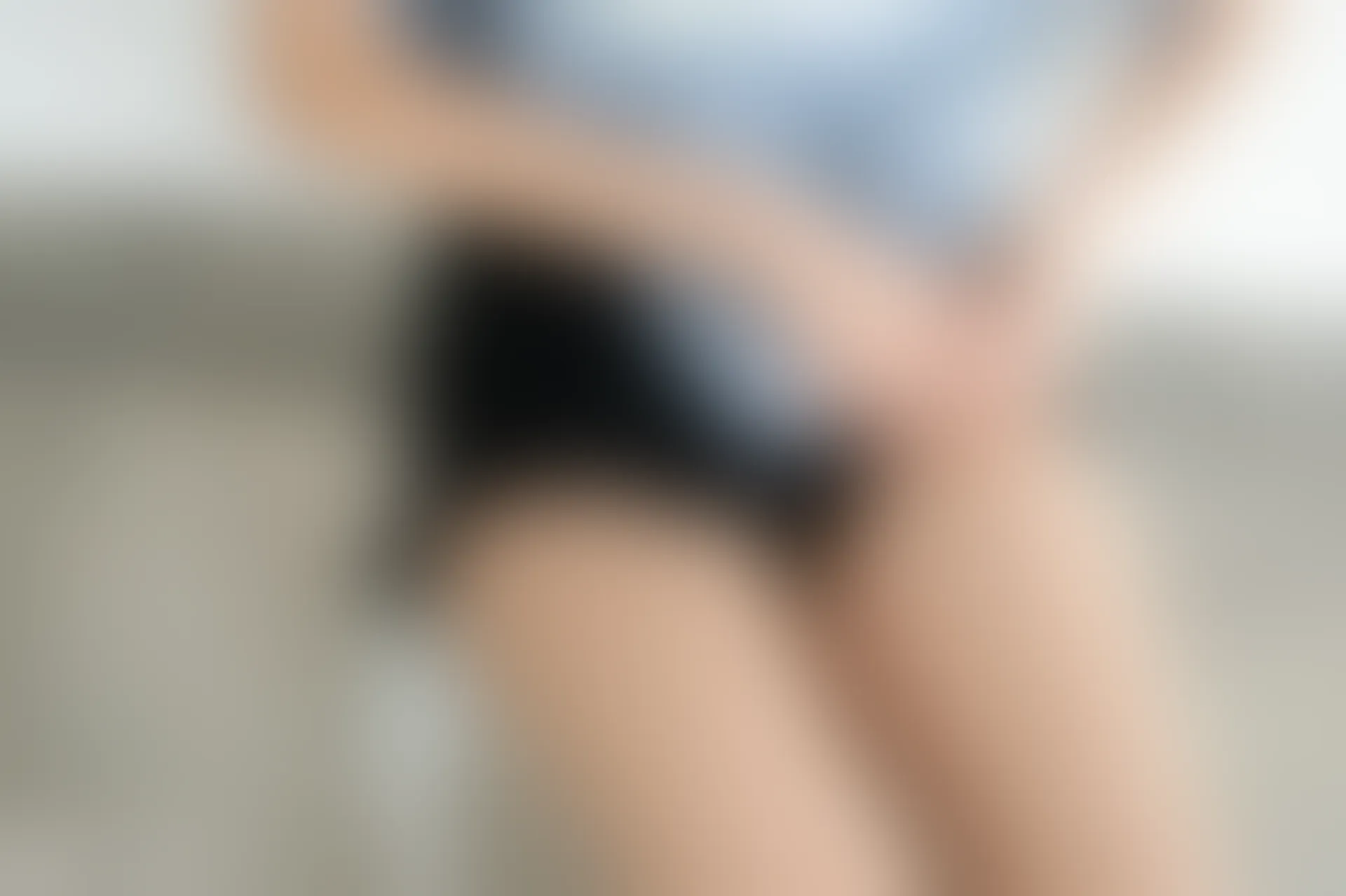 C29.003 凳子上的果腿 [40P-72MB]