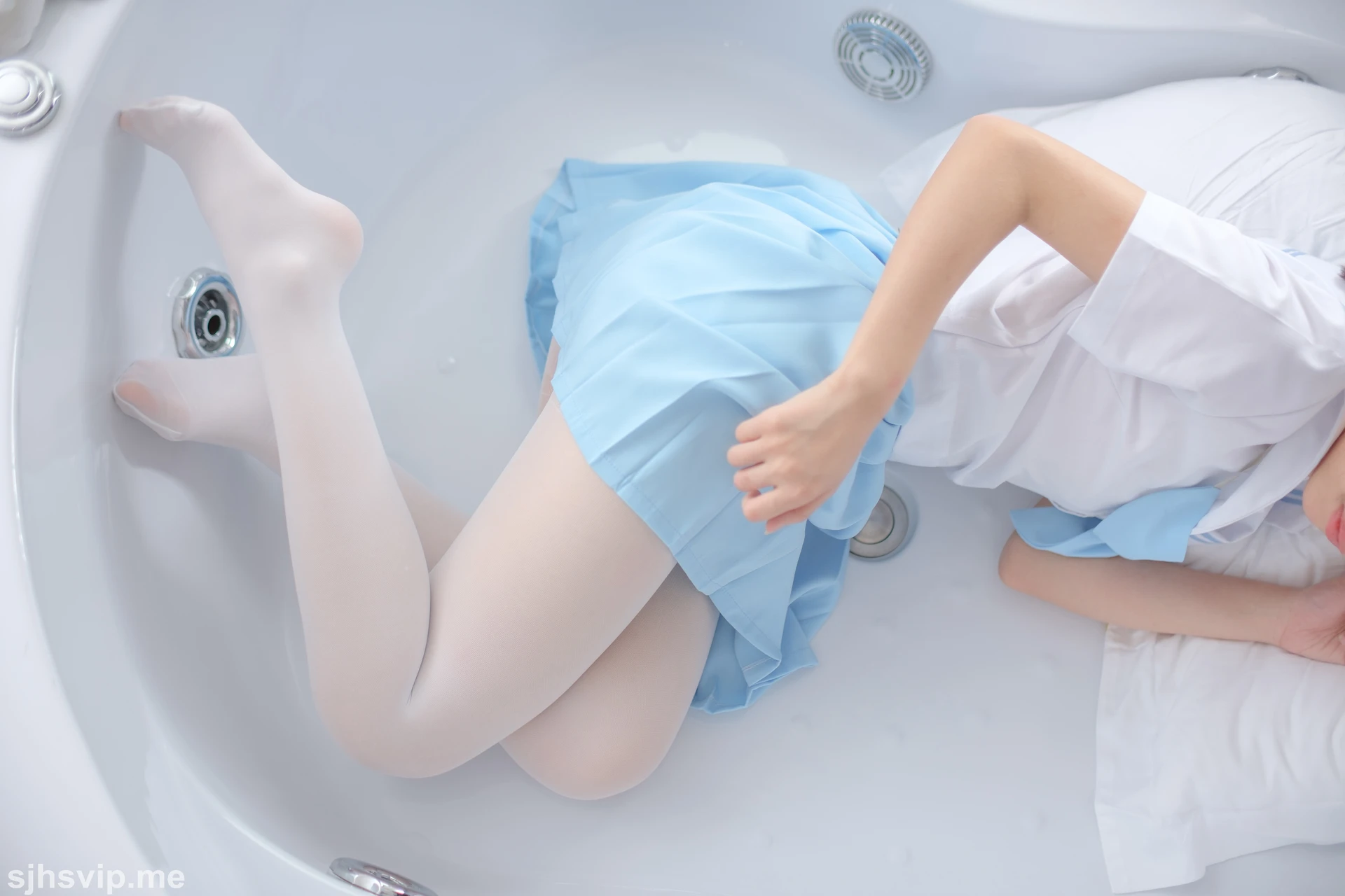 森萝财团 X-032 [129P1V-2.52G]制服, 森萝财团, 水手服, 白丝, 美腿