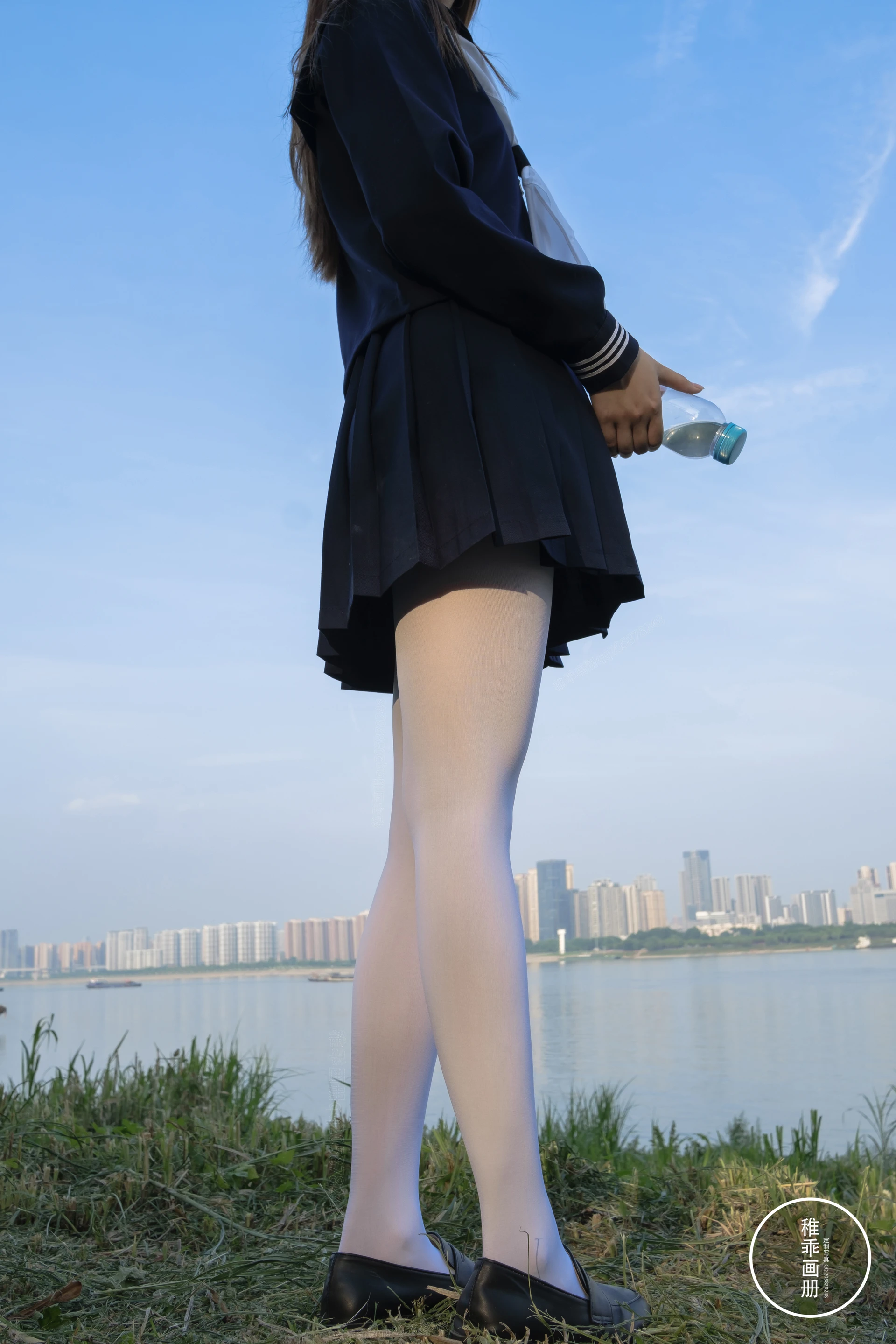 稚乖画册 生煎团团-01 80d白丝 JK制服 团子小木屋 [70P1V-1GB]JK制服, 可爱, 生煎团团, 白丝, 稚乖画册, 美腿, 美足