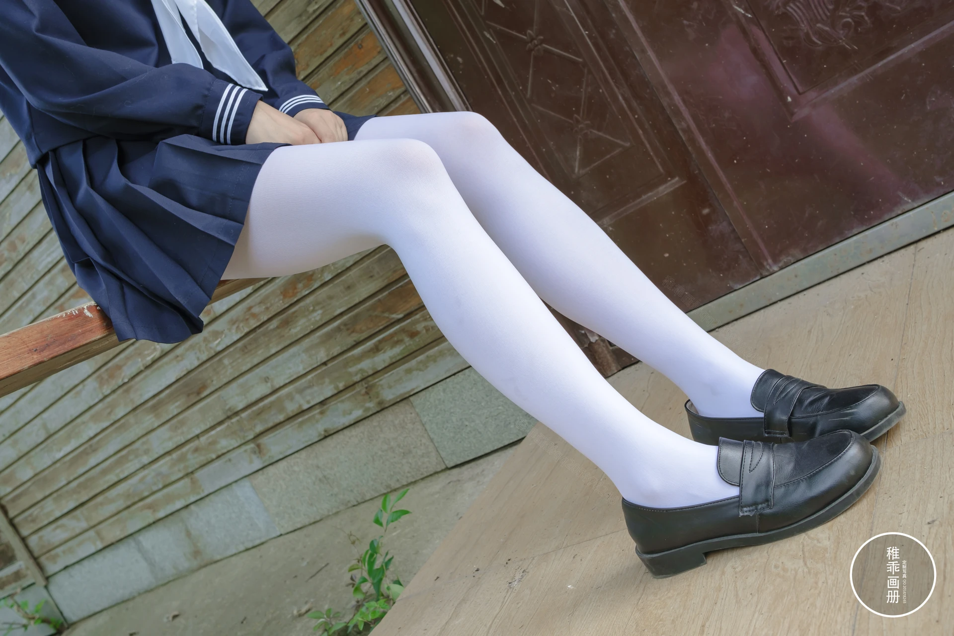 稚乖画册 生煎团团-01 80d白丝 JK制服 团子小木屋 [70P1V-1GB]JK制服, 可爱, 生煎团团, 白丝, 稚乖画册, 美腿, 美足