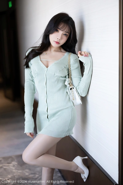 XiuRen秀人网 2022.02.28 No.4646 芝芝Booty 美腿御姐[78+1P 634MB]