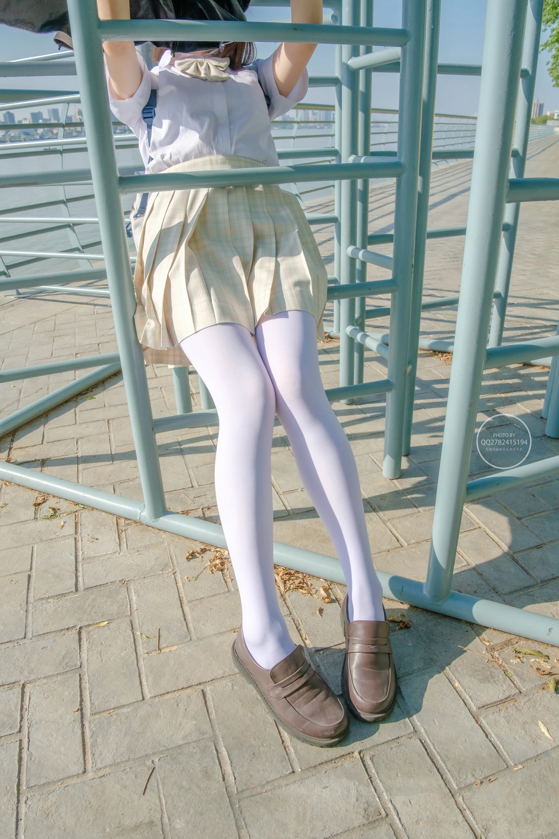森萝财团 有料-40 小香 80D 白丝JK制服外景 [95P-1.1G]JK, JK制服, 制服, 小香, 有料, 森萝财团, 白丝, 美腿, 美足