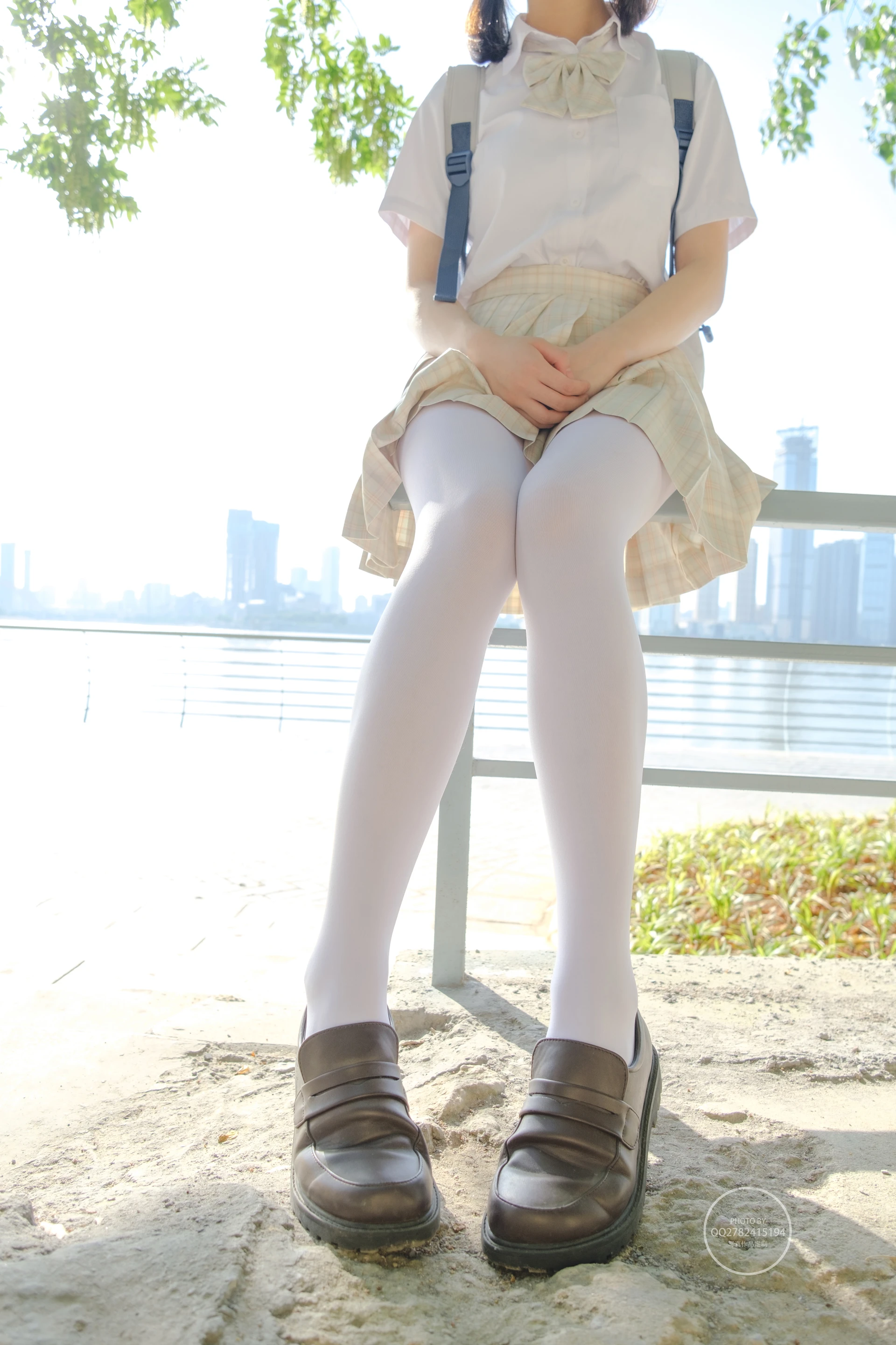 森萝财团 有料-40 小香 80D 白丝JK制服外景 [95P-1.1G]JK, JK制服, 制服, 小香, 有料, 森萝财团, 白丝, 美腿, 美足