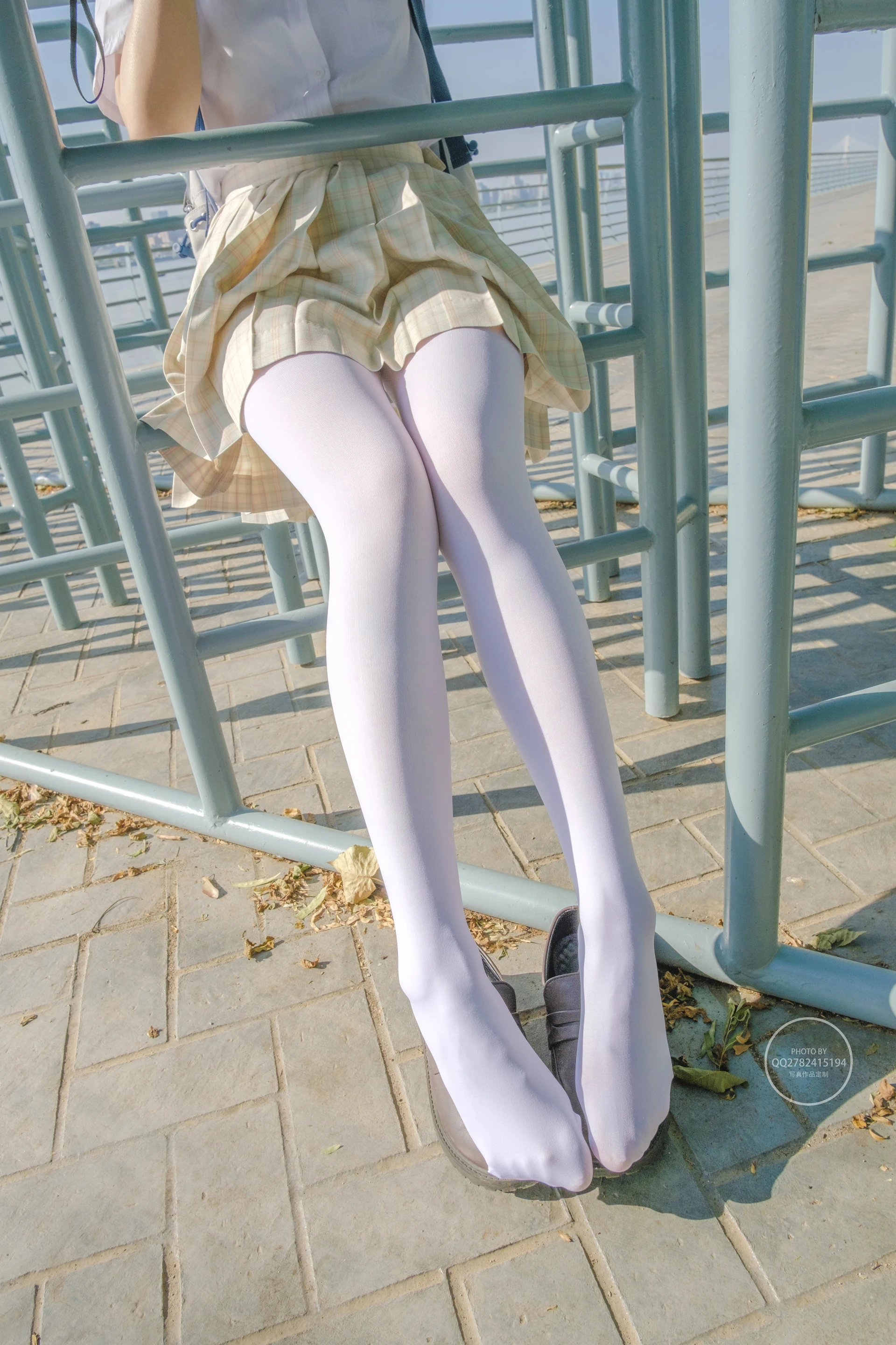 森萝财团 有料-40 小香 80D 白丝JK制服外景 [95P-1.1G]JK, JK制服, 制服, 小香, 有料, 森萝财团, 白丝, 美腿, 美足