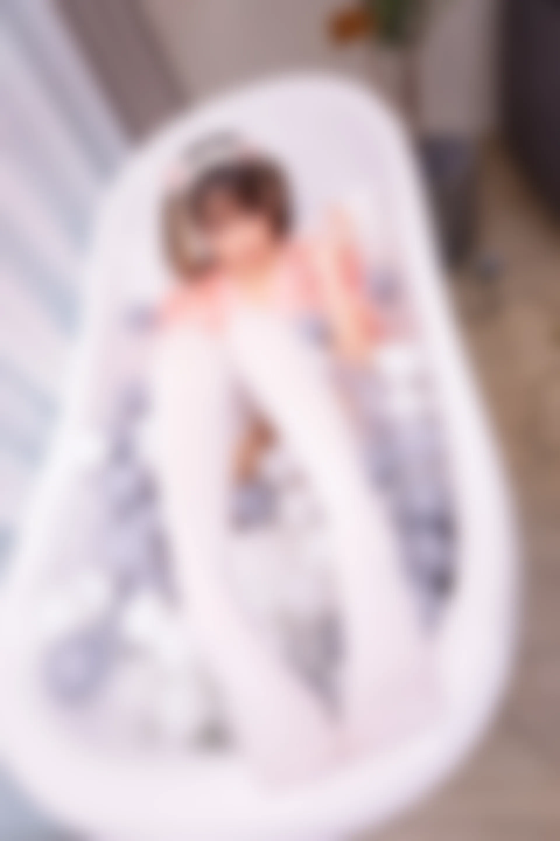 神楽坂真冬 第三季 序号15：《ガールズパフェ》雪糕少女 [150P2V-642MB]内衣, 双马尾, 白丝, 神楽坂真冬, 美腿, 美足