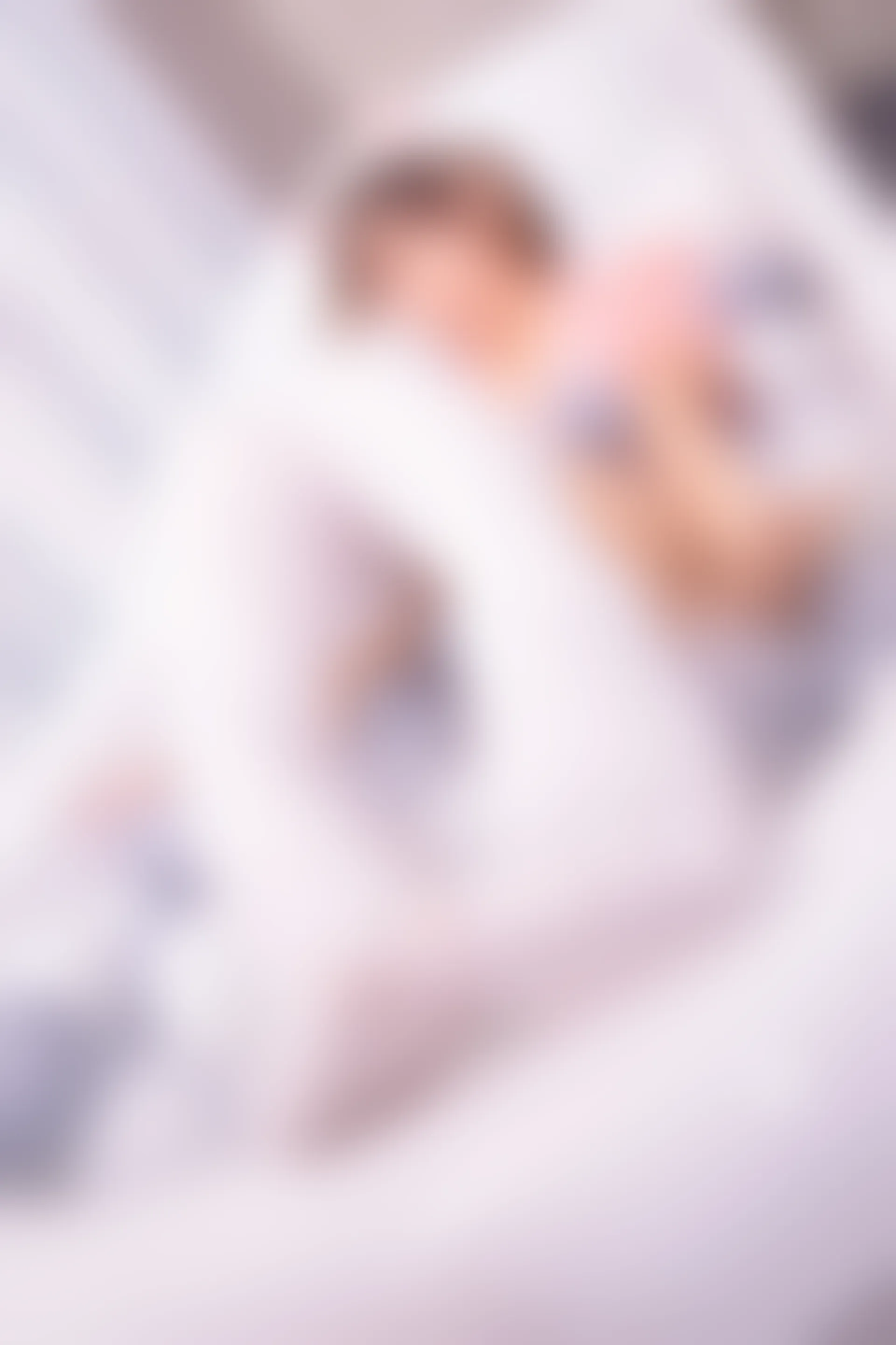 神楽坂真冬 第三季 序号15：《ガールズパフェ》雪糕少女 [150P2V-642MB]内衣, 双马尾, 白丝, 神楽坂真冬, 美腿, 美足