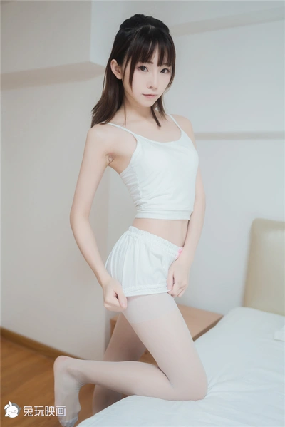 C16.005 校服白丝 [42P-228MB]