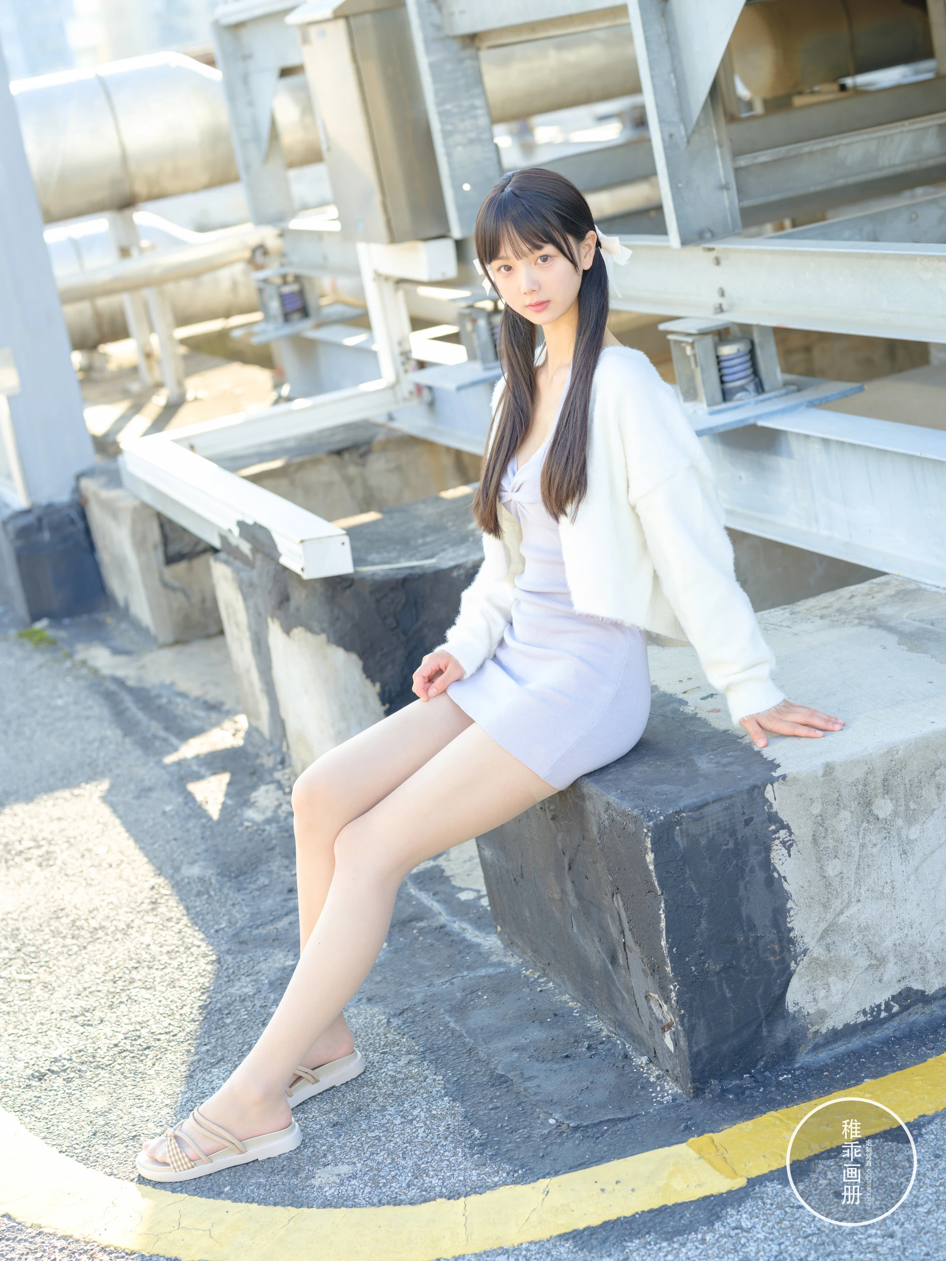 稚乖画册 晴空-05 赤西夜夜 天台停车场肉丝双马尾Lolita [83P1V-4.68GB]双马尾, 可爱, 晴空, 稚乖画册, 美腿, 美足, 肉丝, 赤西夜夜