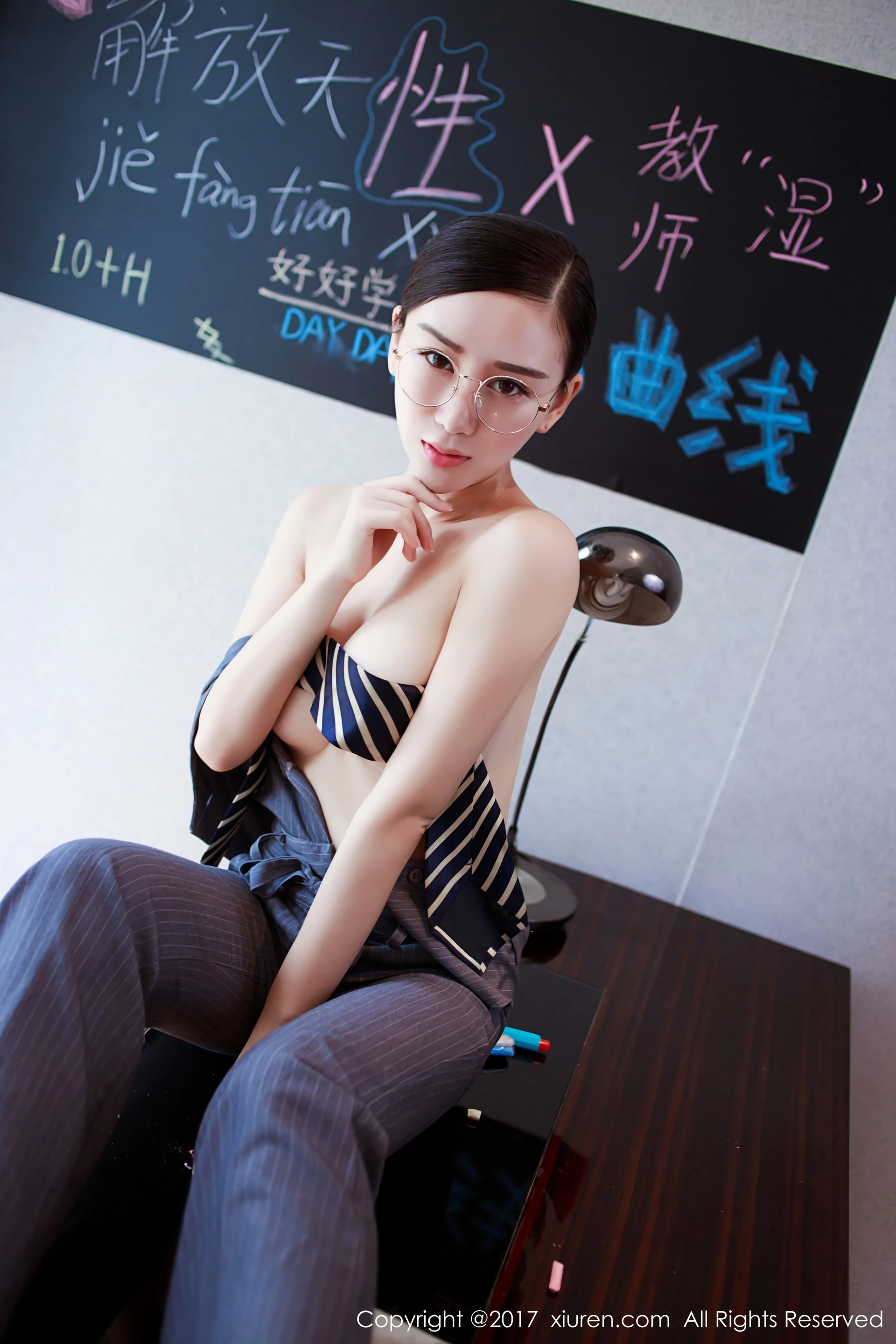 XiuRen秀人网 2017.11.22 No.852 邹晶晶女王 [50+1P]