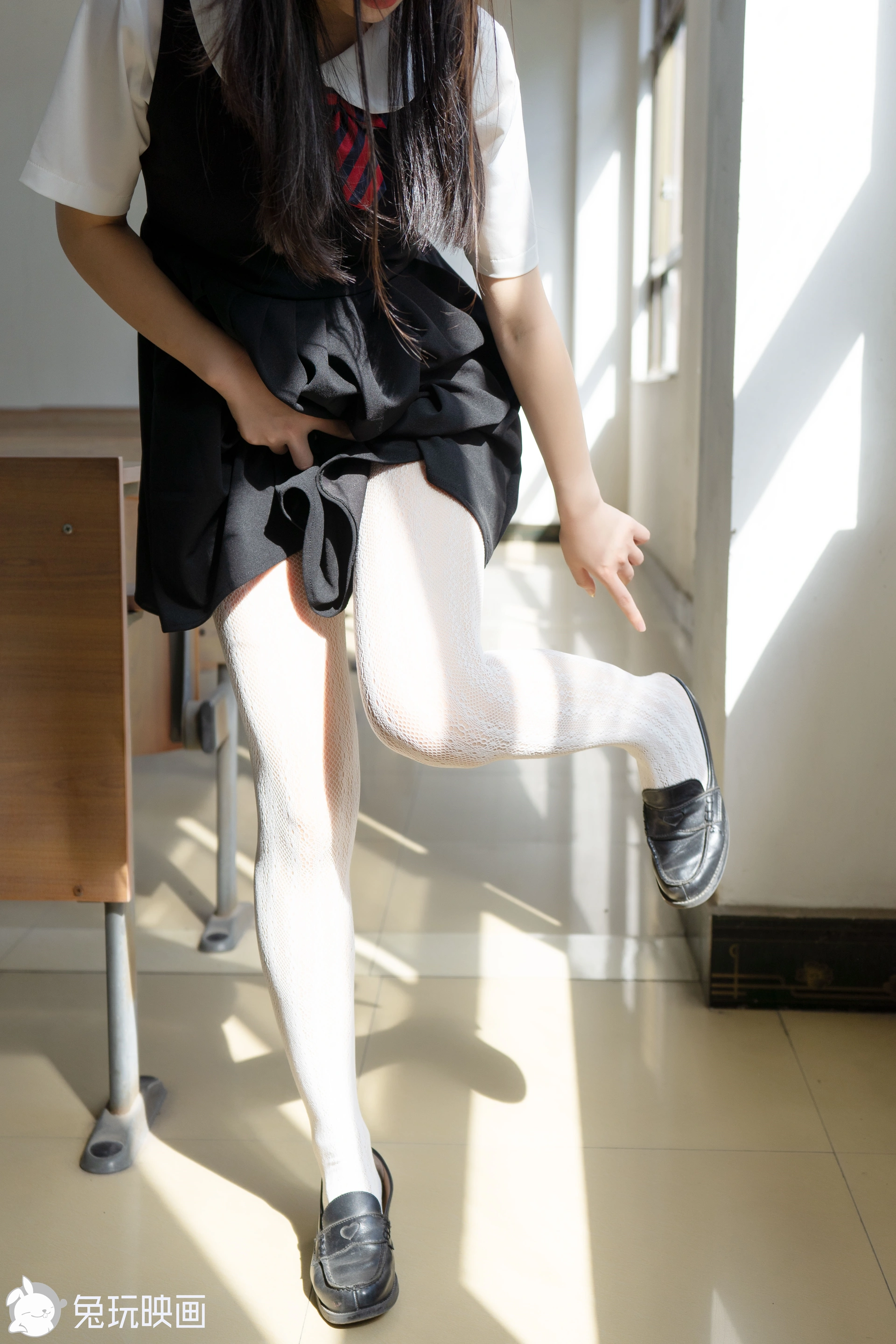 C24.006 蕾丝袜 [40P-331MB]