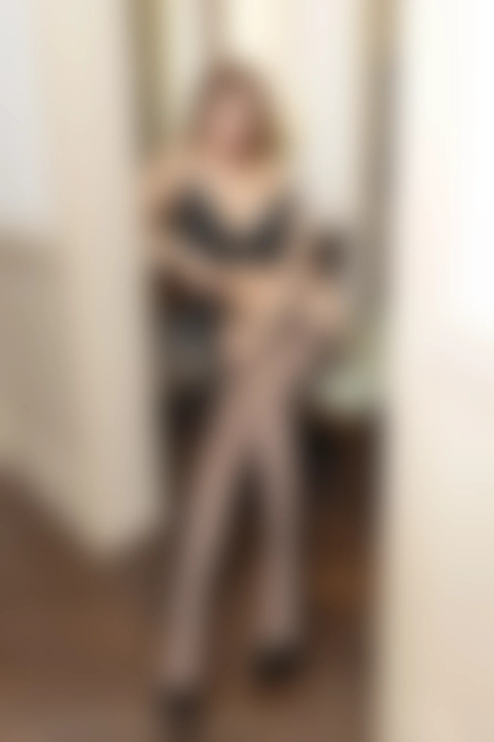 XiuRen秀人网 2021.12.03 No.4295 尤妮丝Egg 御姐美腿[54+1P 598MB]