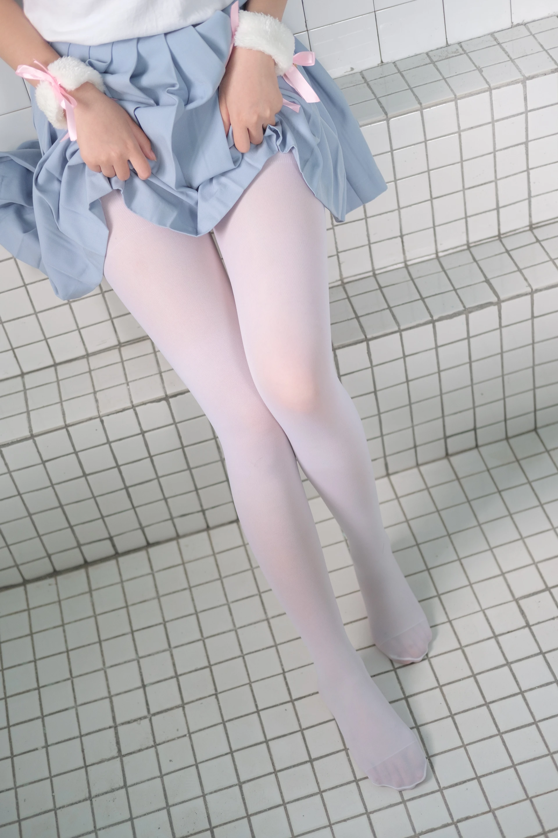 森萝财团 X-031 [88P1V-2.2G]可爱, 森萝财团, 白丝, 美腿