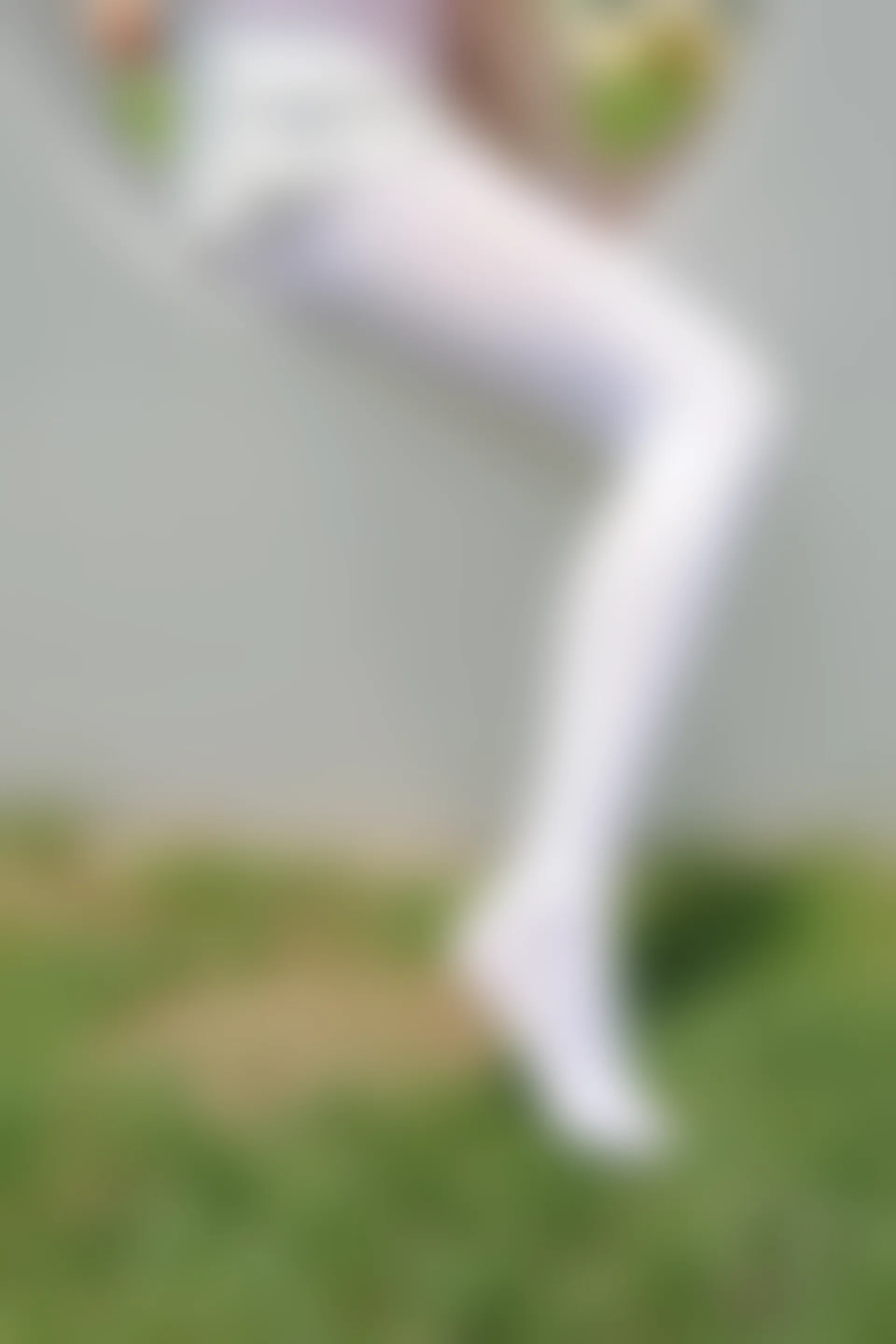 稚乖画册 晴空-08 赤西夜夜 户外80d白丝 双马尾短裙 [84P1V-2.9GB]双马尾, 可爱, 晴空, 白丝, 稚乖画册, 美腿, 美足, 赤西夜夜