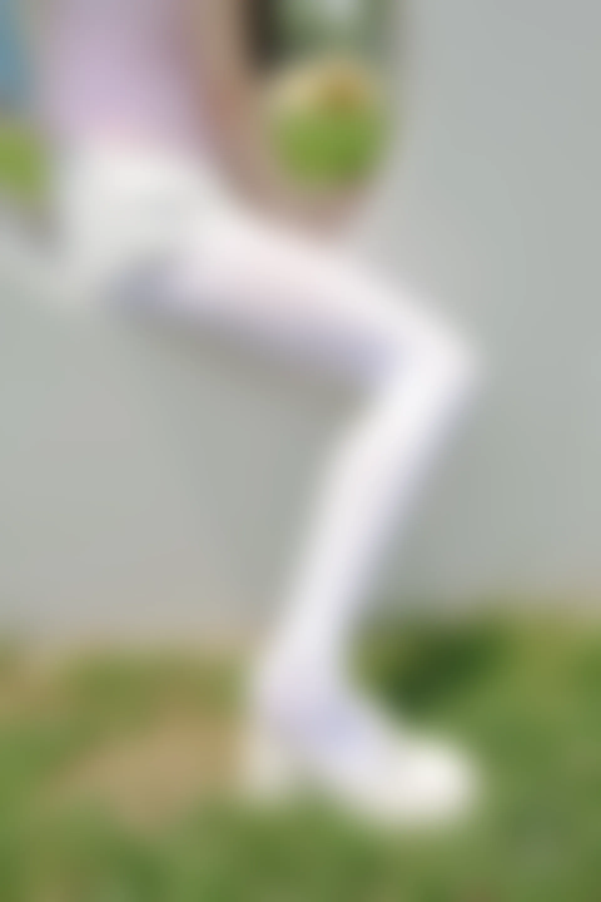 稚乖画册 晴空-08 赤西夜夜 户外80d白丝 双马尾短裙 [84P1V-2.9GB]双马尾, 可爱, 晴空, 白丝, 稚乖画册, 美腿, 美足, 赤西夜夜