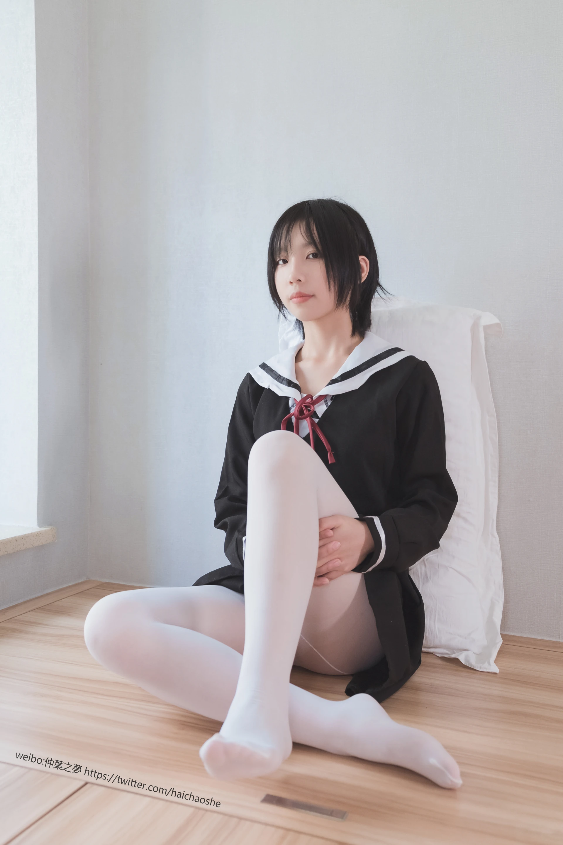 轻兰映画 Grand.016 白丝短发死裤水 [107P-633.1M]死裤水, 白丝, 短发, 美腿, 美足, 轻兰映画