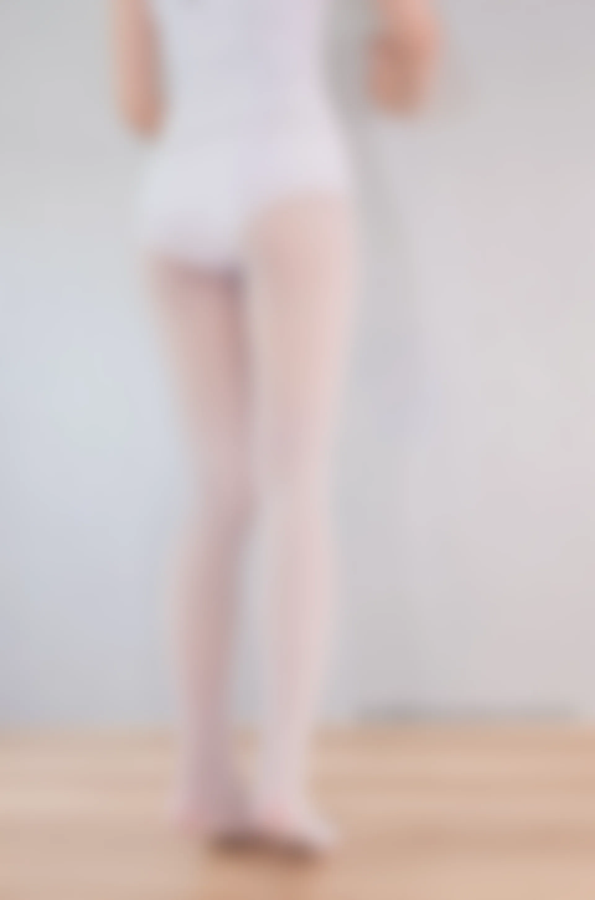 轻兰映画 Grand.016 白丝短发死裤水 [107P-633.1M]死裤水, 白丝, 短发, 美腿, 美足, 轻兰映画