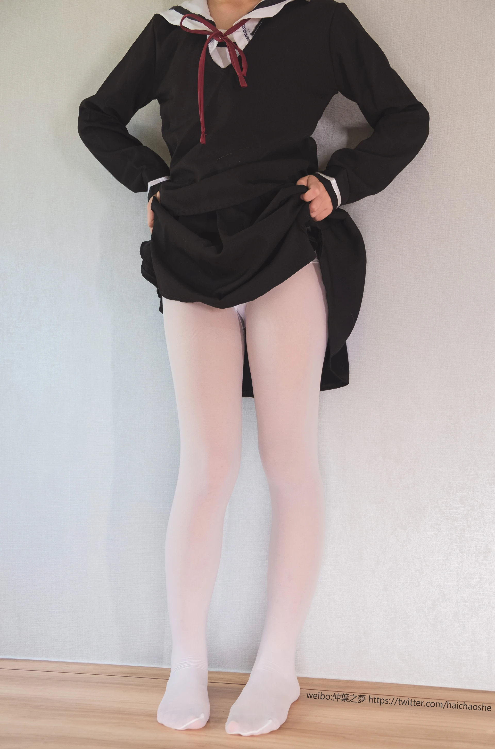 轻兰映画 Grand.016 白丝短发死裤水 [107P-633.1M]死裤水, 白丝, 短发, 美腿, 美足, 轻兰映画