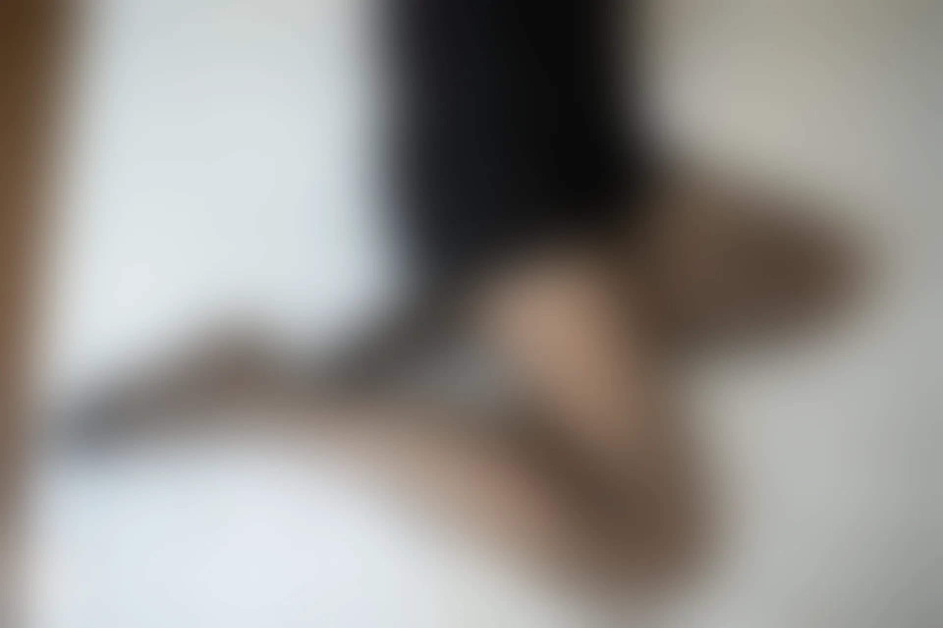 C40.001 房间里的黑丝 [40P-71MB]