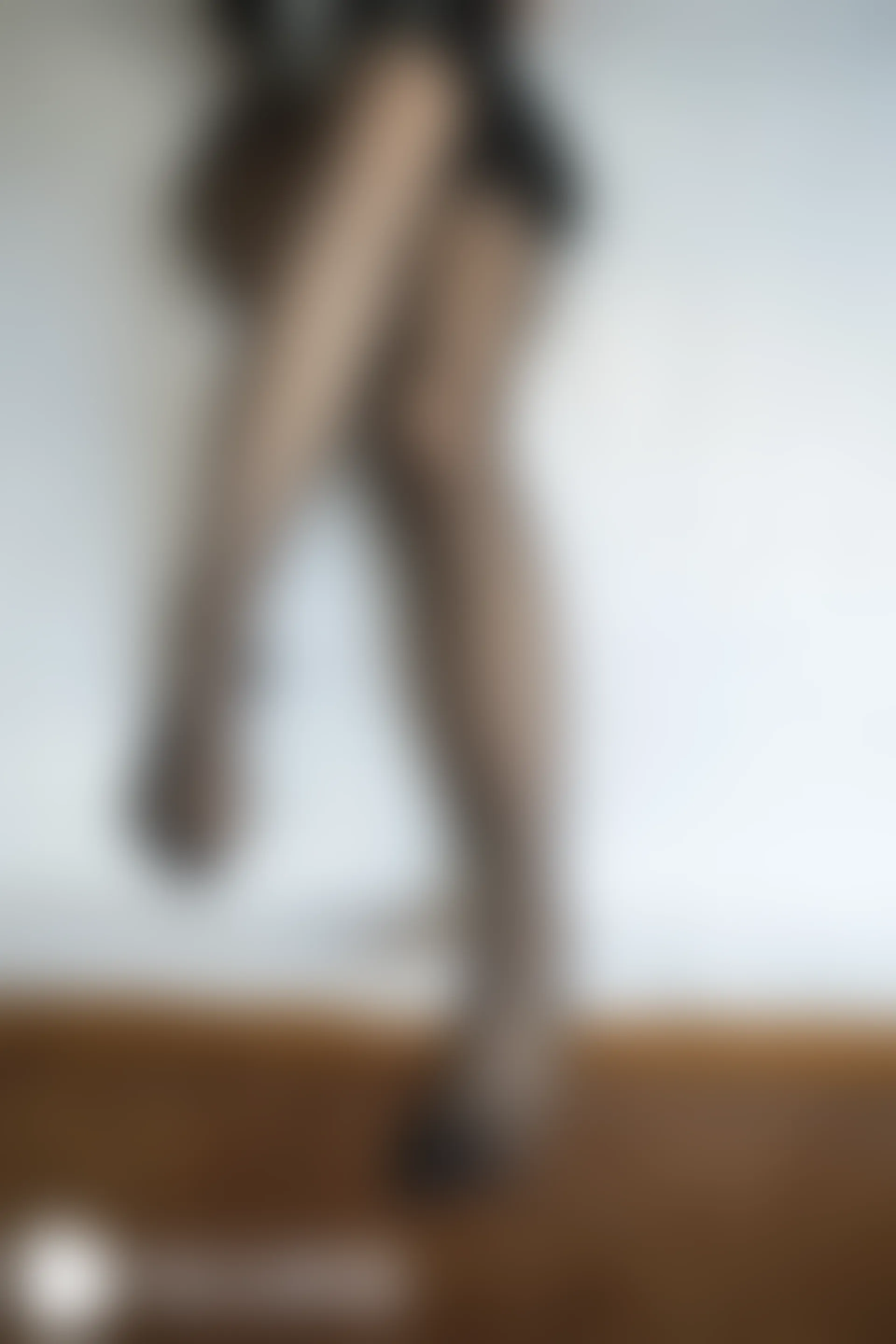 C40.001 房间里的黑丝 [40P-71MB]