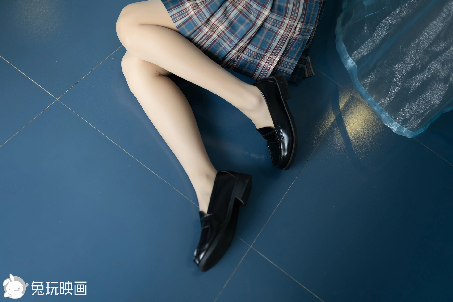 D63.008 兔玩映画 这腿也太细了！ [40P-93MB]