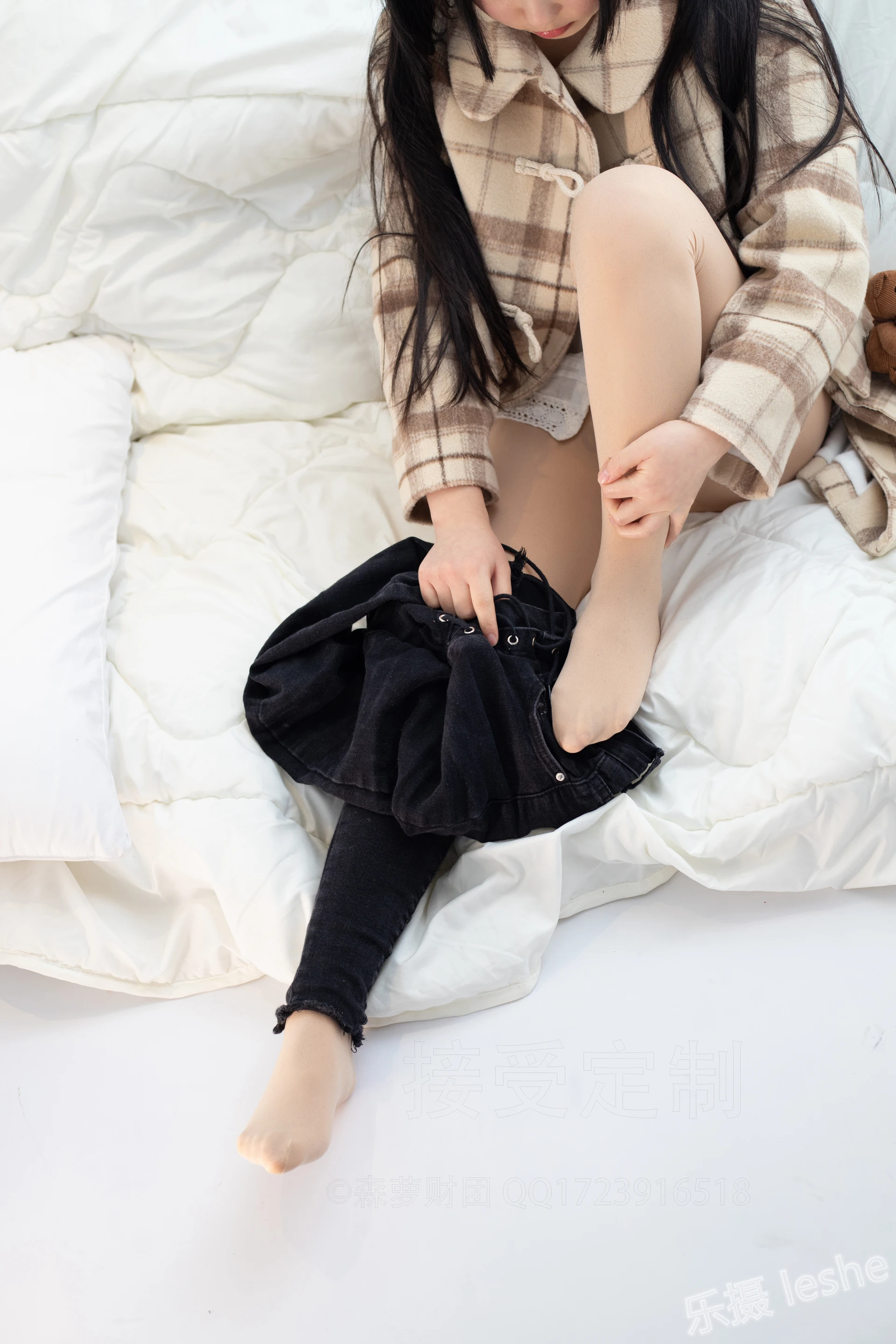 爱花写真 ALPHA-018 [121P-1.51G]可爱, 森萝财团, 爱花写真, 美腿, 肉丝