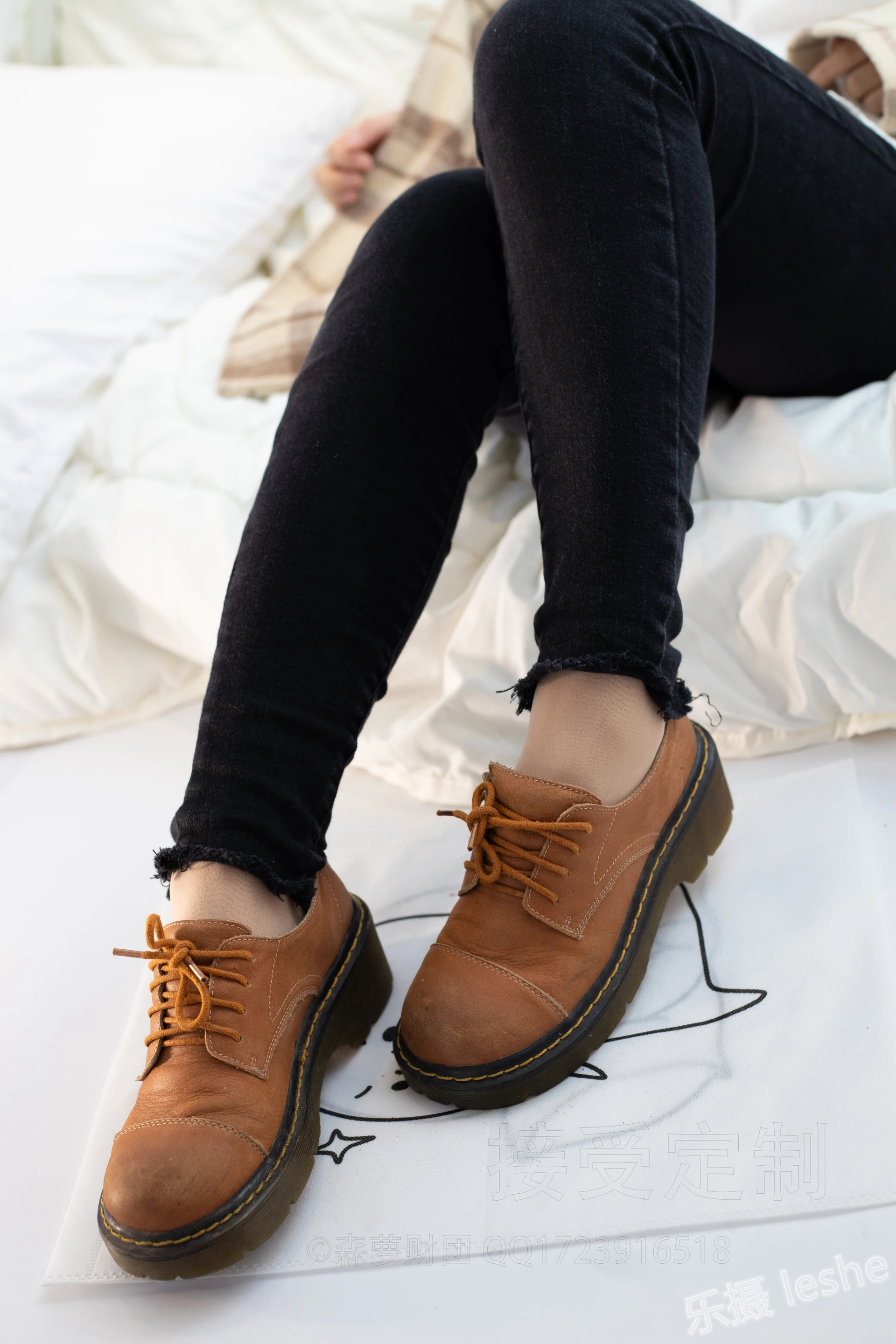 爱花写真 ALPHA-018 [121P-1.51G]可爱, 森萝财团, 爱花写真, 美腿, 肉丝