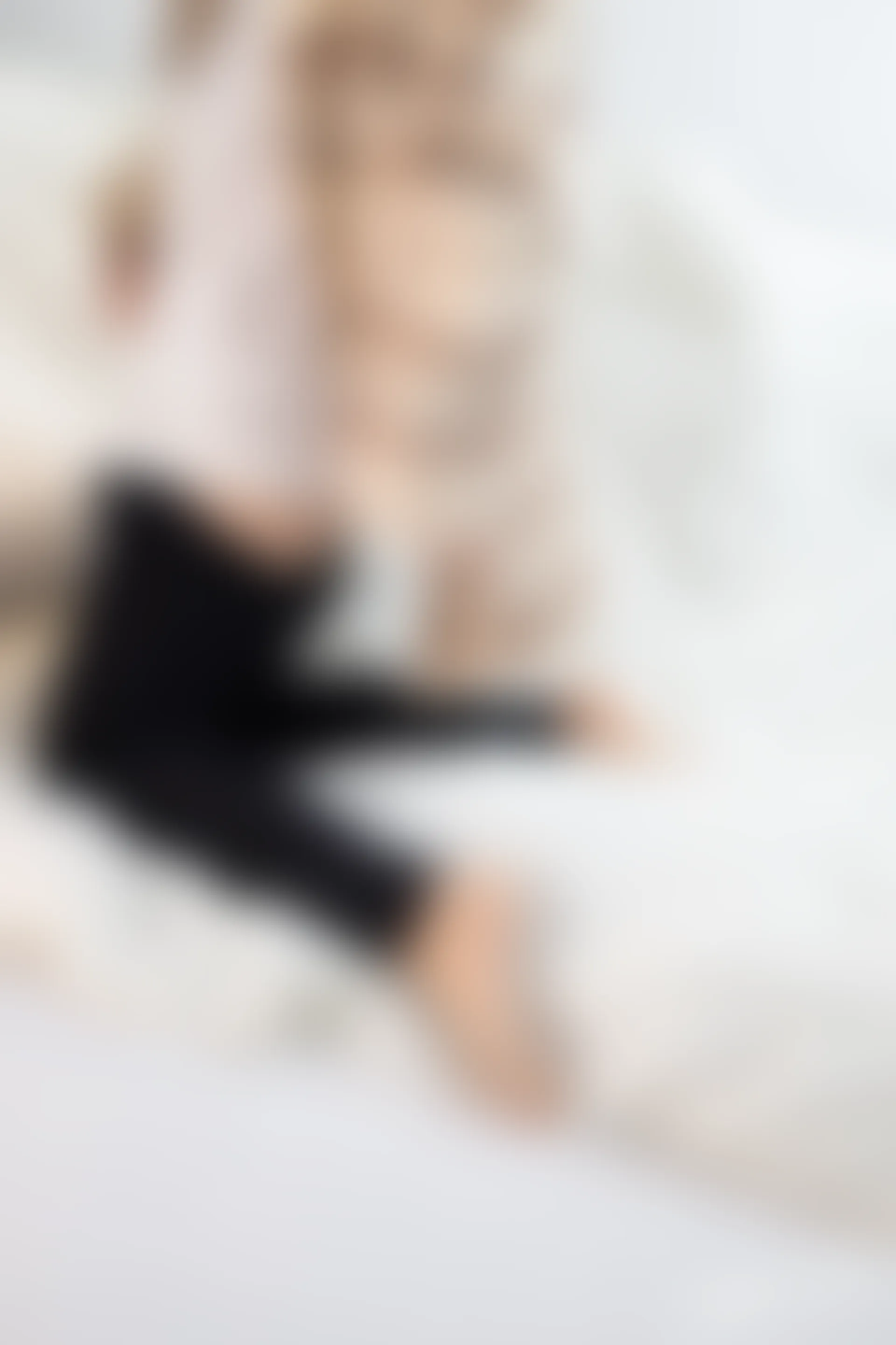 爱花写真 ALPHA-018 [121P-1.51G]可爱, 森萝财团, 爱花写真, 美腿, 肉丝