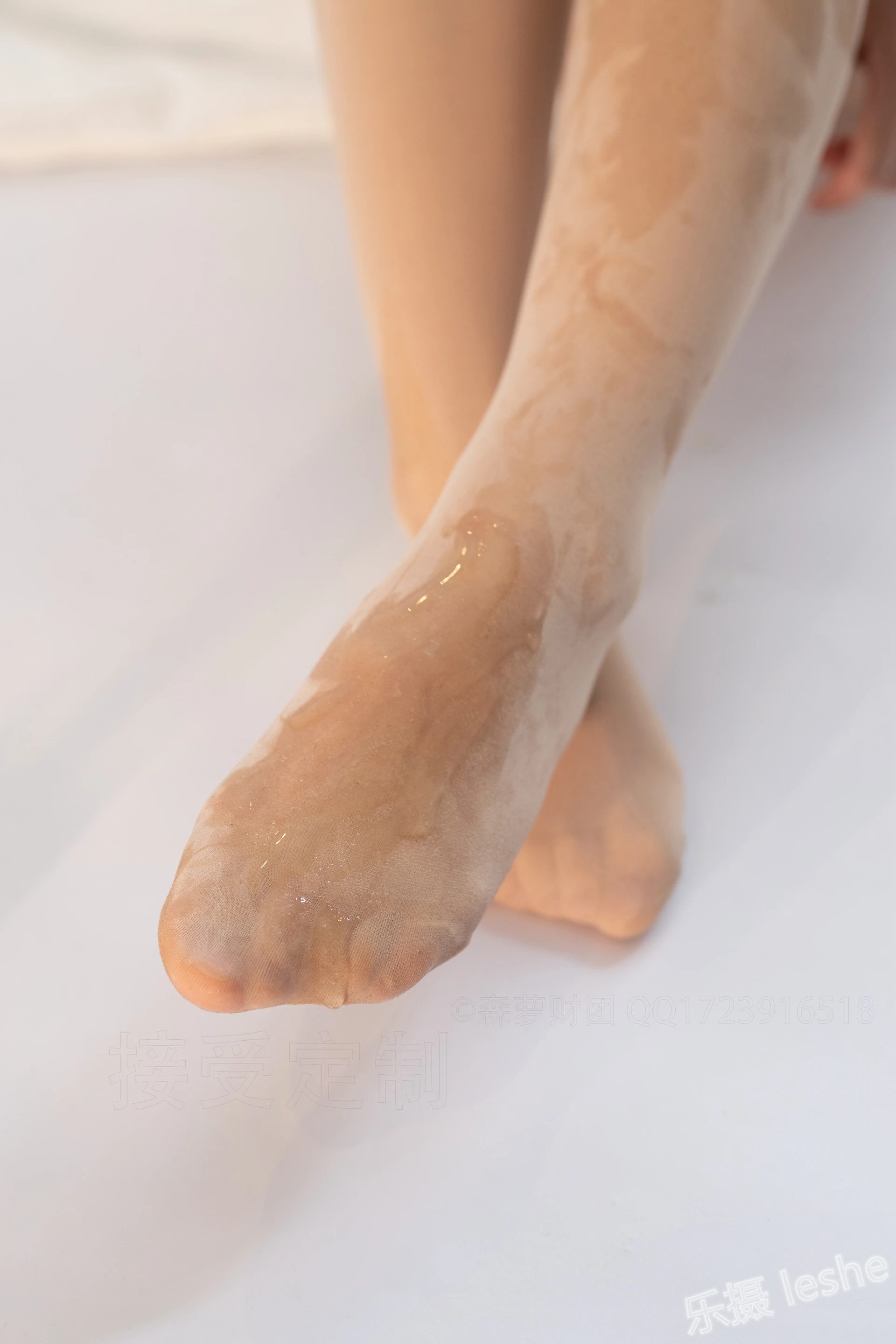 爱花写真 ALPHA-018 [121P-1.51G]可爱, 森萝财团, 爱花写真, 美腿, 肉丝