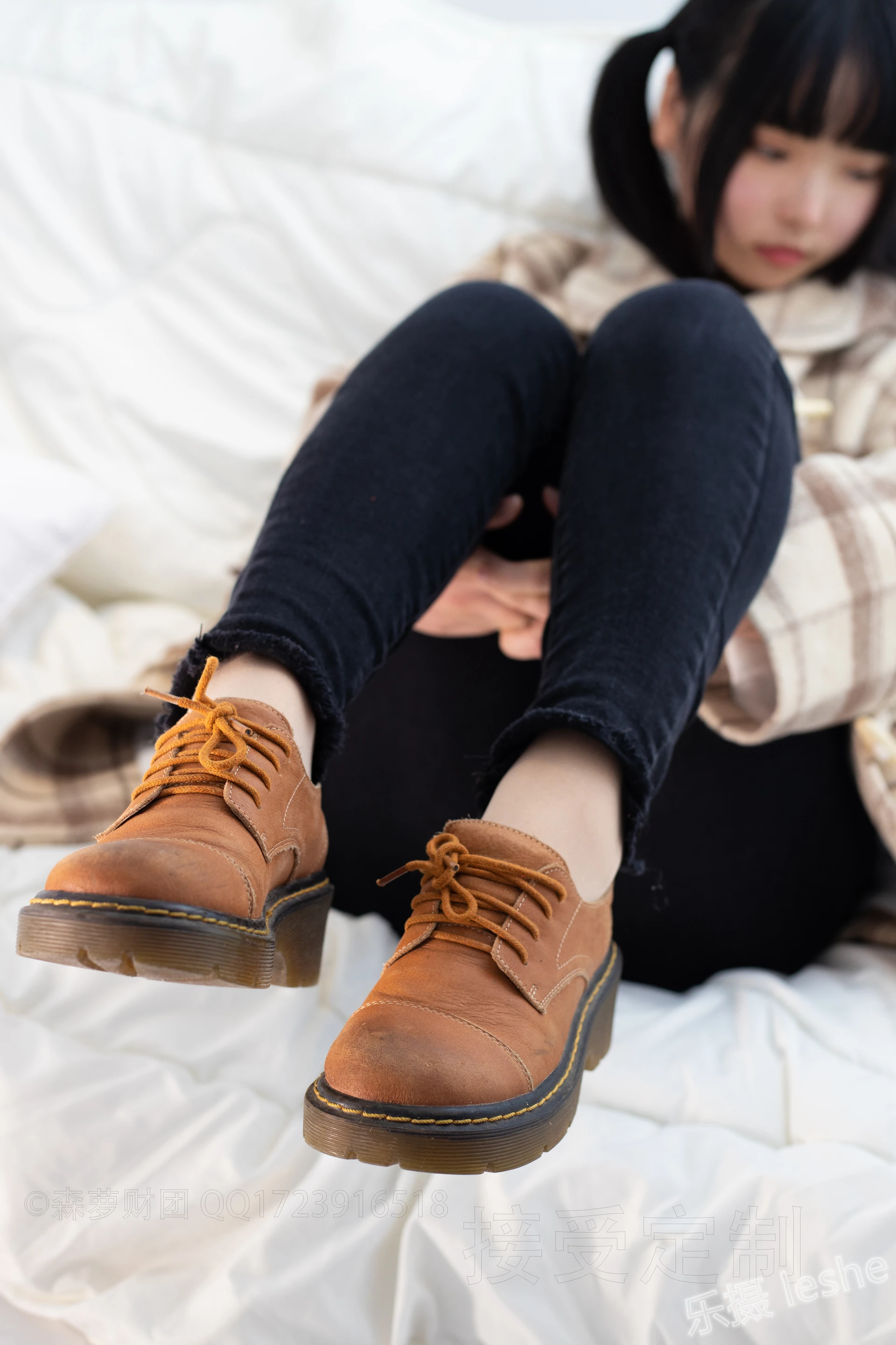 爱花写真 ALPHA-018 [121P-1.51G]可爱, 森萝财团, 爱花写真, 美腿, 肉丝