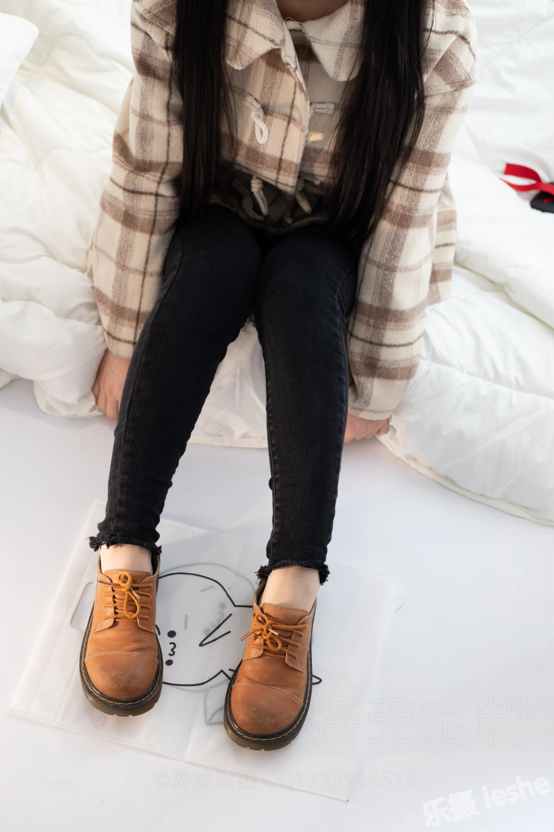 爱花写真 ALPHA-018 [121P-1.51G]可爱, 森萝财团, 爱花写真, 美腿, 肉丝