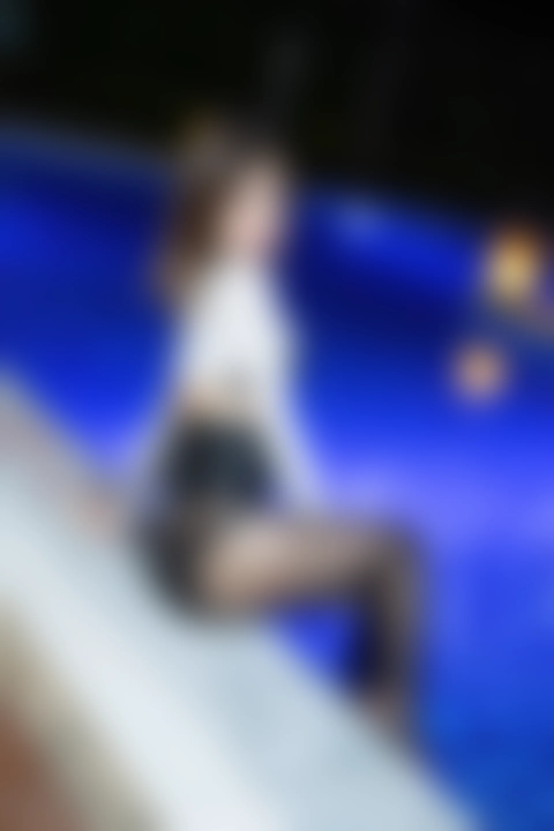XiuRen秀人网 2022.02.16 No.4593 绮里嘉ula 黑丝美腿[68+1P 751MB]
