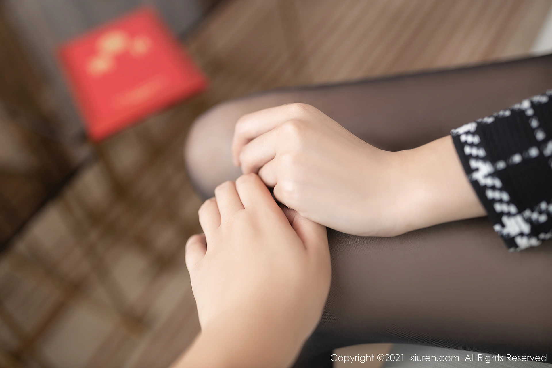 XiuRen秀人网 2021.12.02 No.4292 陆萱萱 黑丝 御姐[89+1P 815MB]