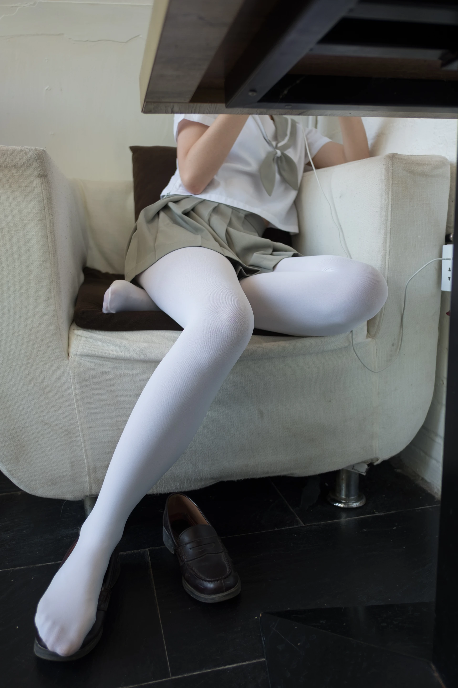 森萝财团 R15-026 [79P-407M]可爱, 学生装, 森萝财团, 白丝, 美腿