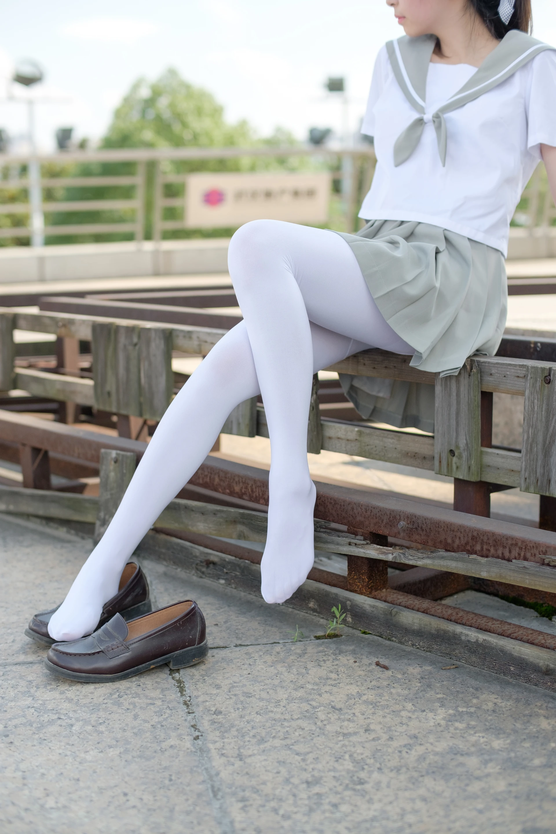 森萝财团 R15-026 [79P-407M]可爱, 学生装, 森萝财团, 白丝, 美腿