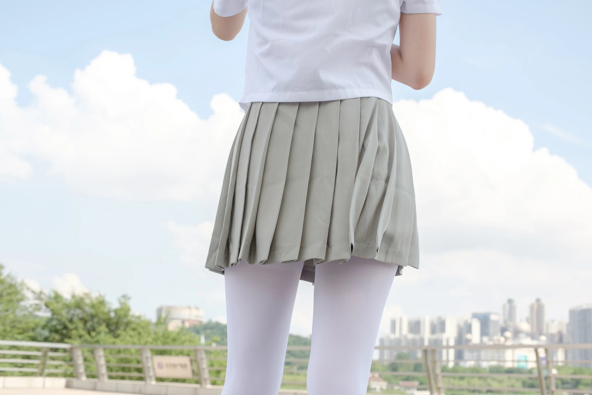 森萝财团 R15-026 [79P-407M]可爱, 学生装, 森萝财团, 白丝, 美腿
