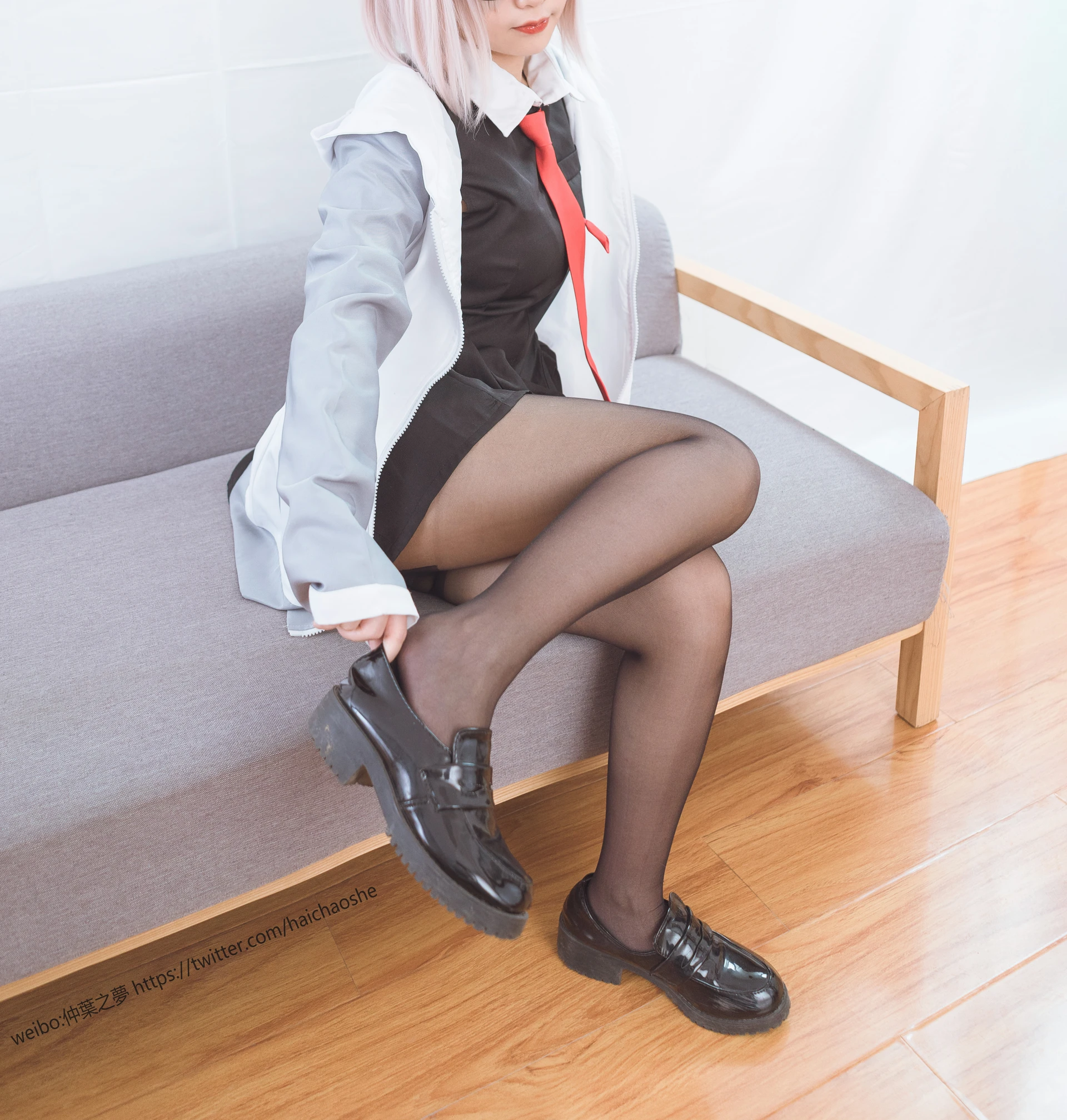 轻兰映画 Grand.014 [73P1V-402M]美腿, 轻兰映画, 黑丝