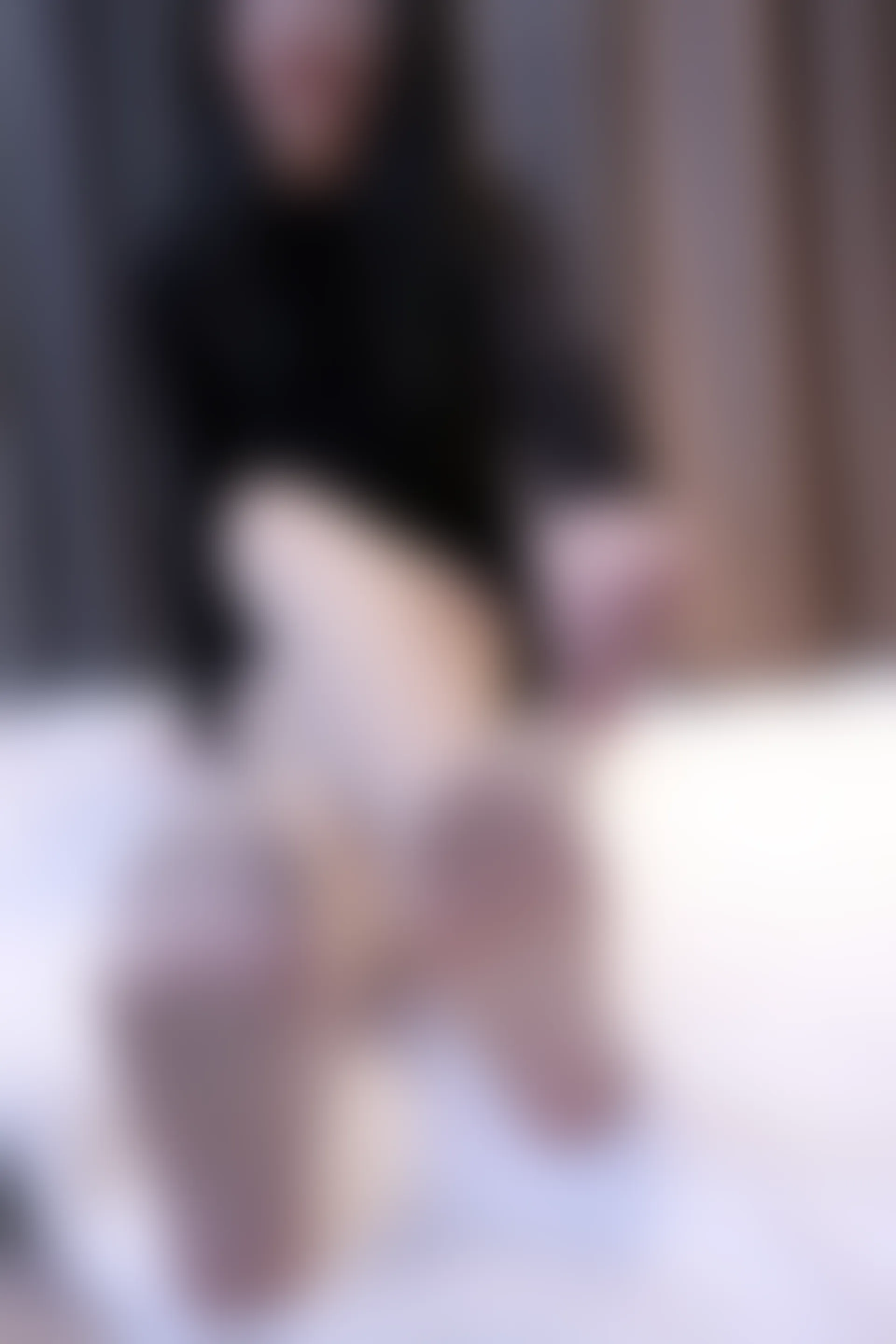初夏女神 NO.003 依依 黑色瘦身衣搭配37码高跟鞋[111P+1V／5.17GB]