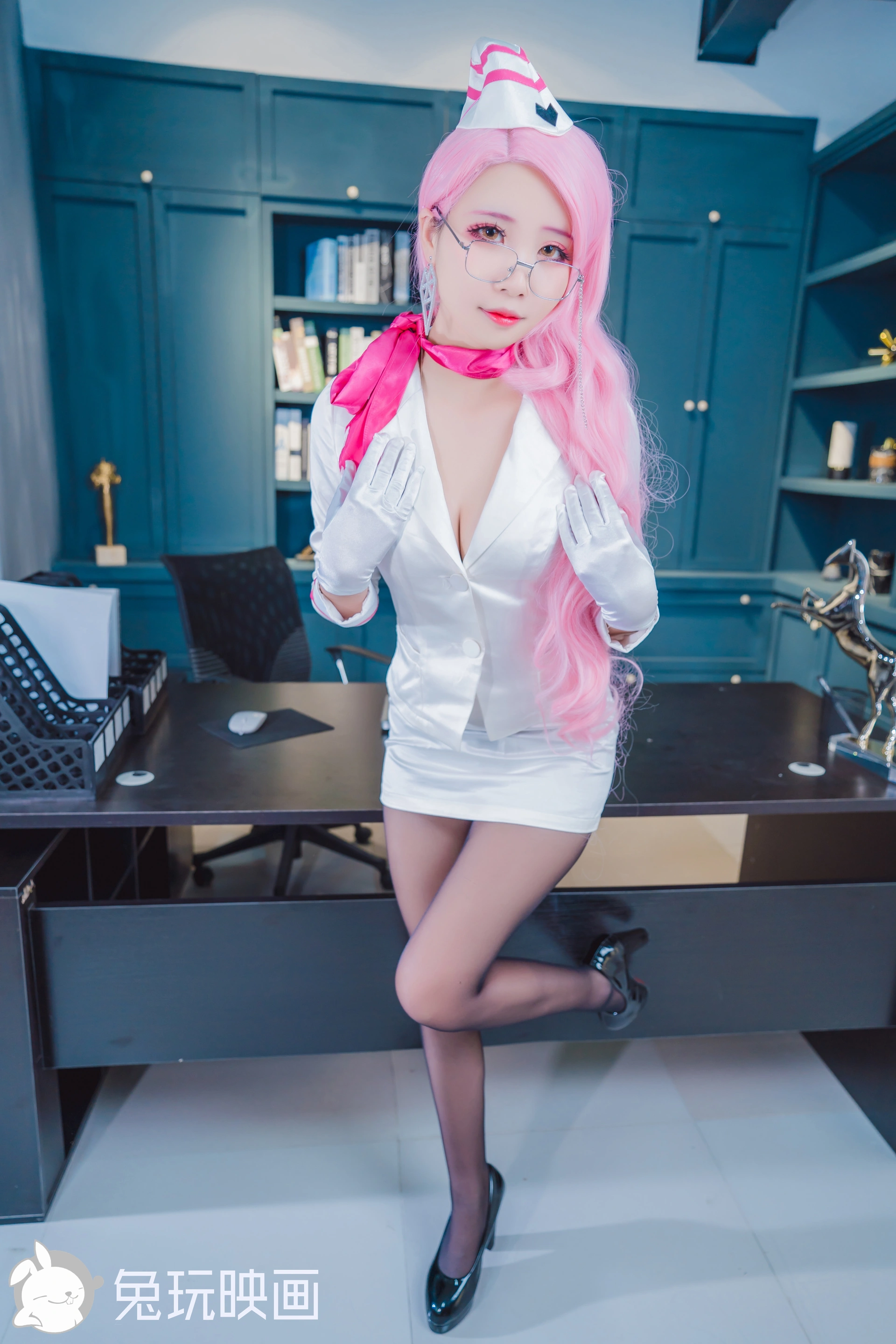 D55.004 秘书狐 [39P-503MB]