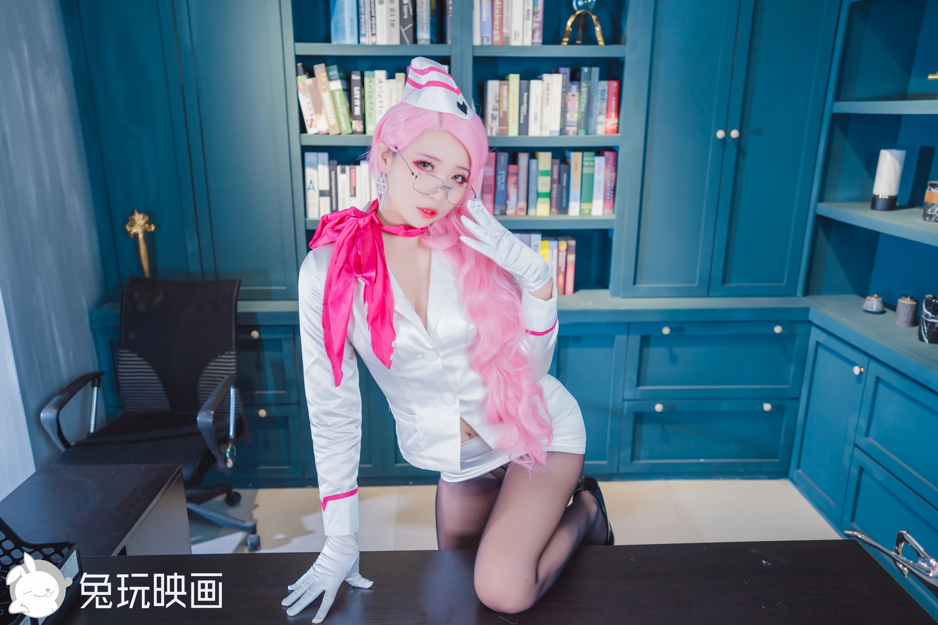 D55.004 秘书狐 [39P-503MB]