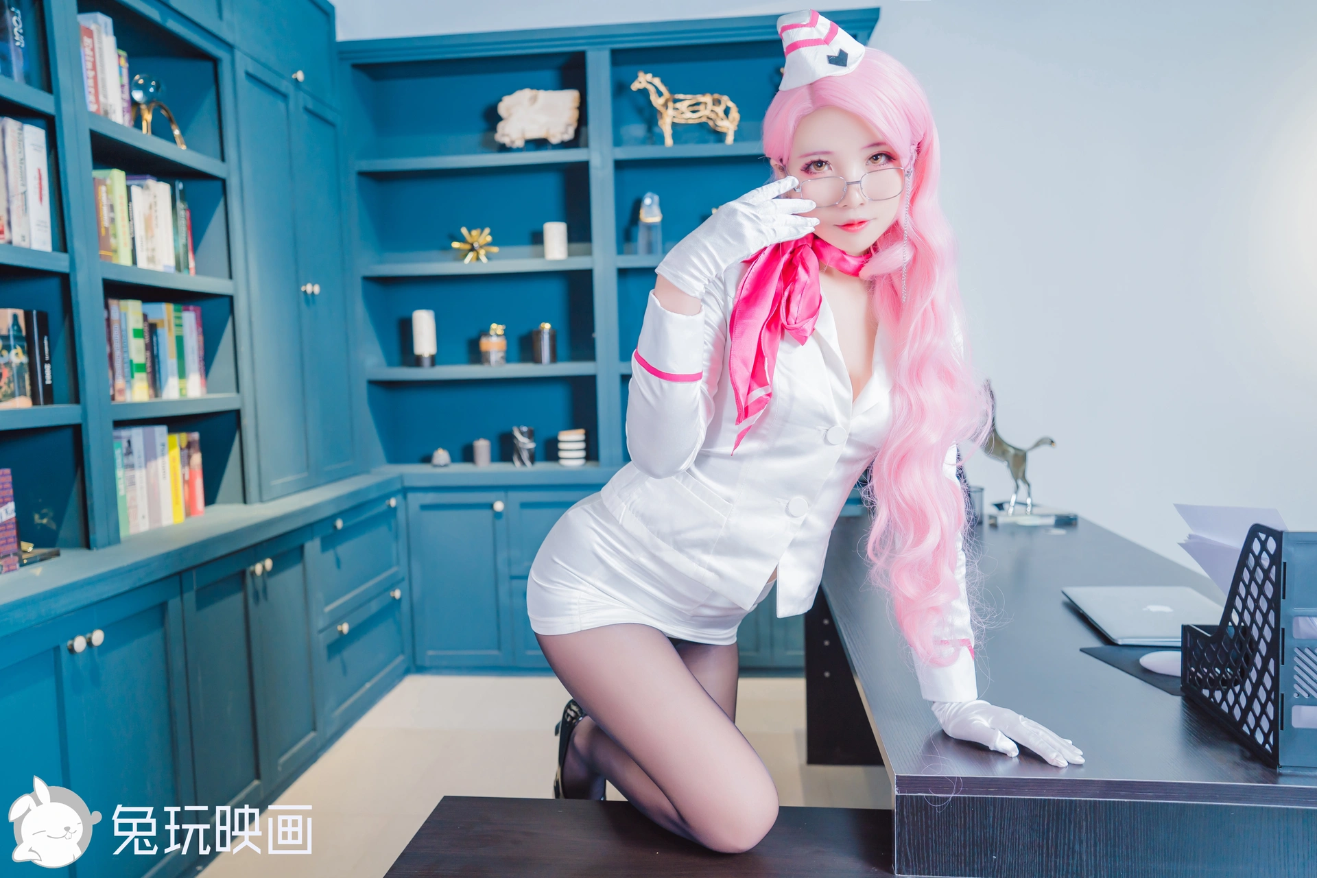 D55.004 秘书狐 [39P-503MB]