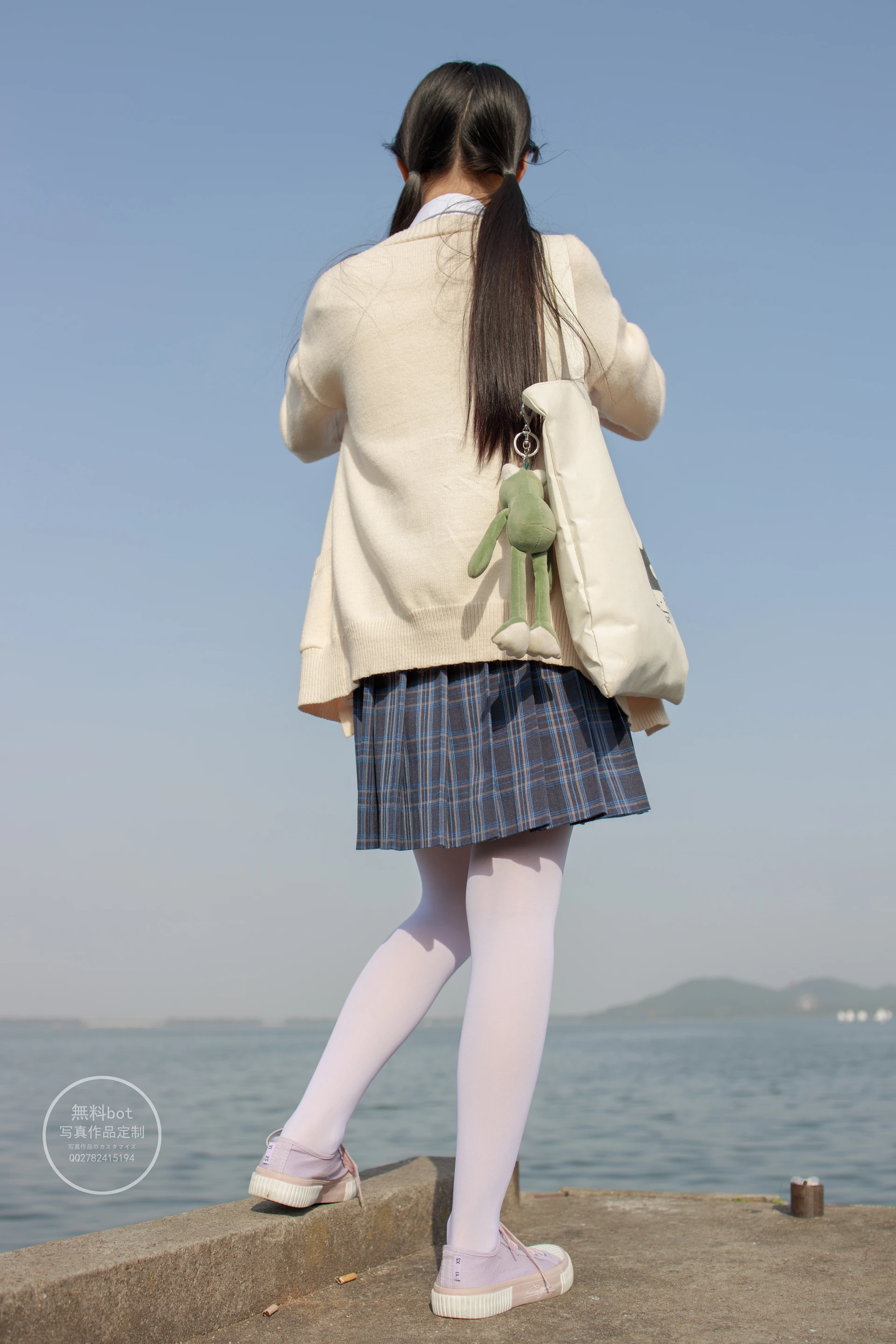森萝财团 有料-04 [76P-1.01G]JK, 可爱, 学生装, 有料, 校服, 森萝财团, 白丝, 美腿, 美足
