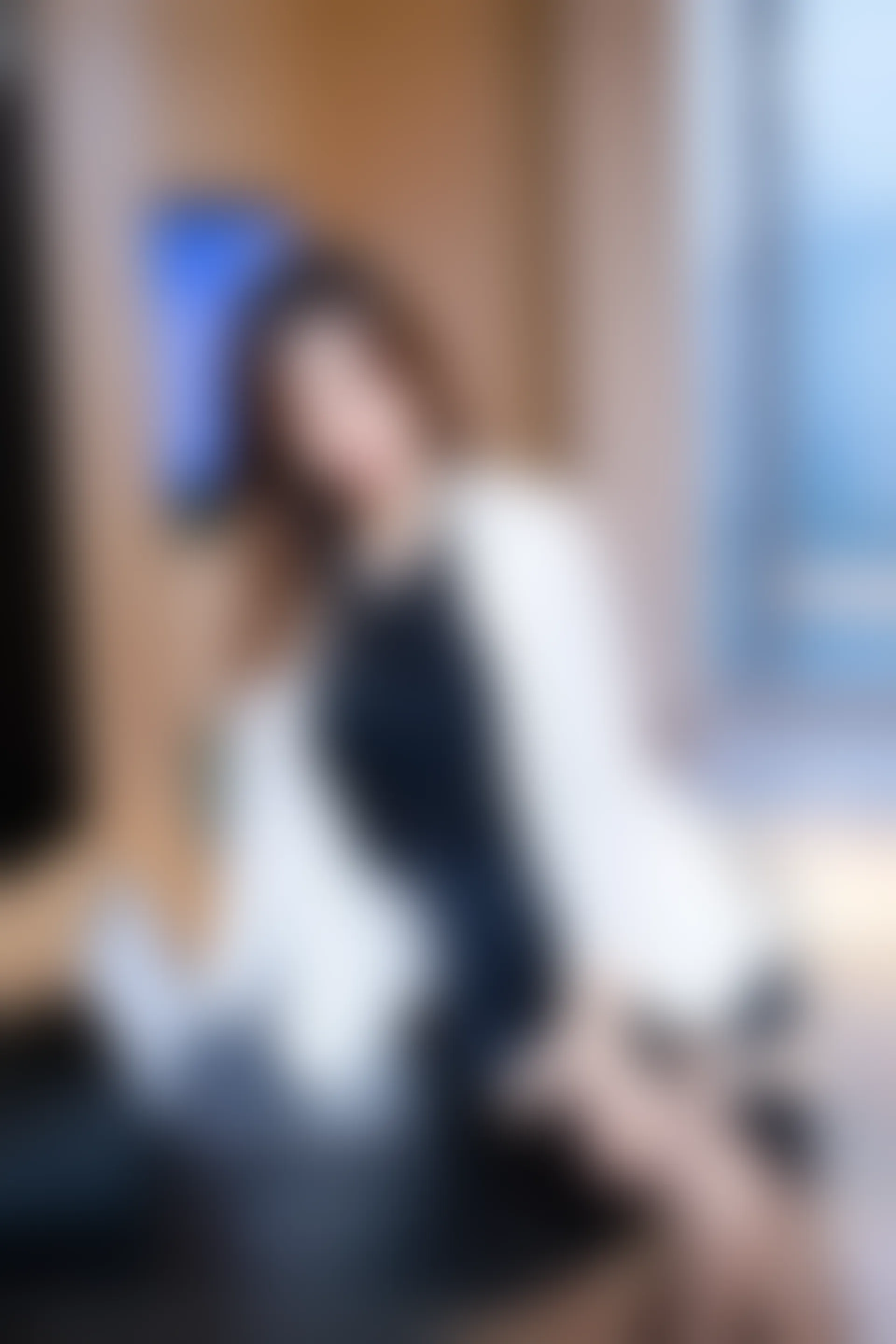 XiuRen秀人网 2021.11.30 No.4285 绮里嘉ula 秘书黑丝[69+1P 613MB]
